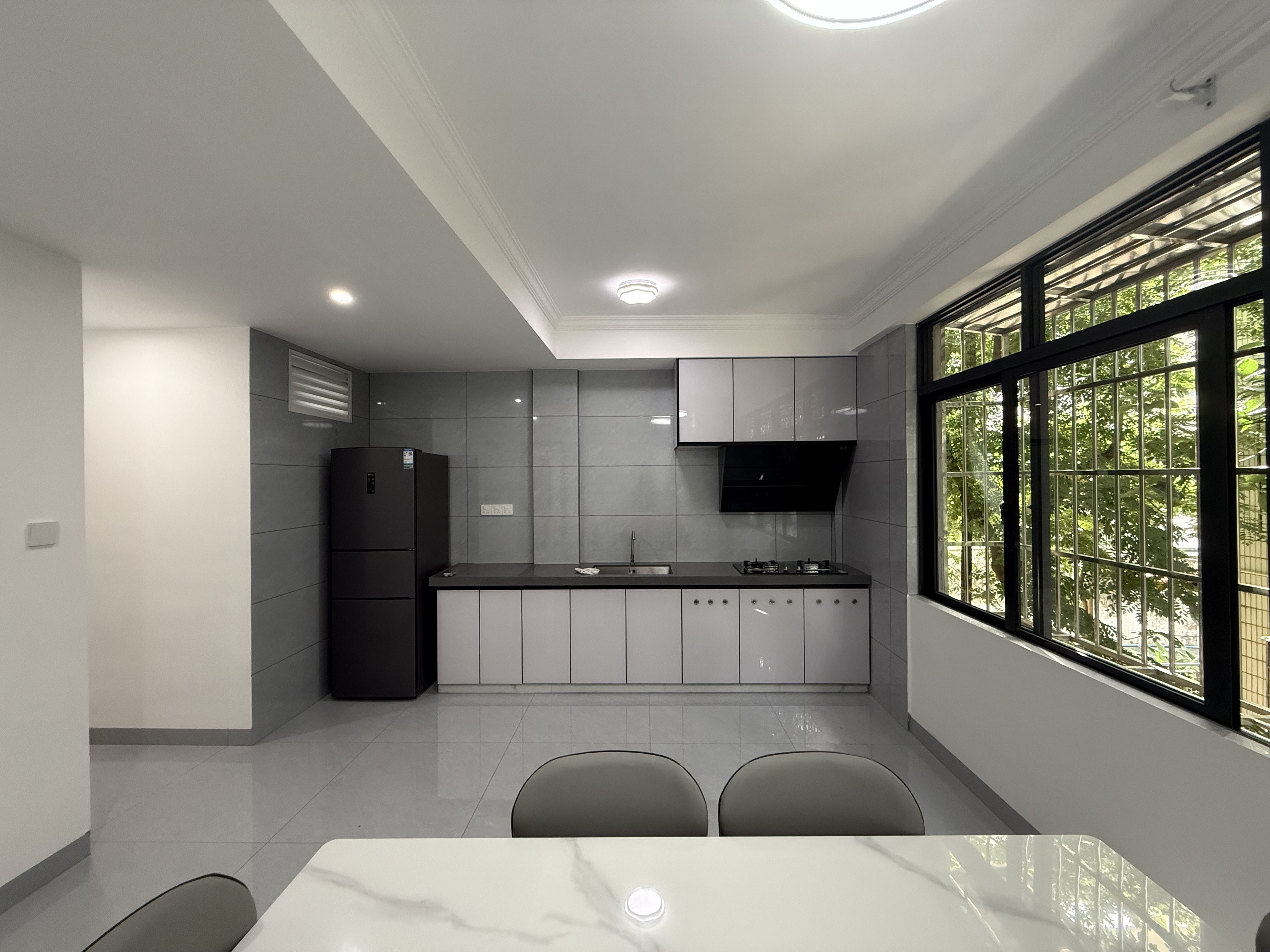 海甸岛卫生局宿舍 3室2厅1卫 2000.0元/月 海甸岛卫生局宿舍 3室2厅1卫 2000.0元/月室内图