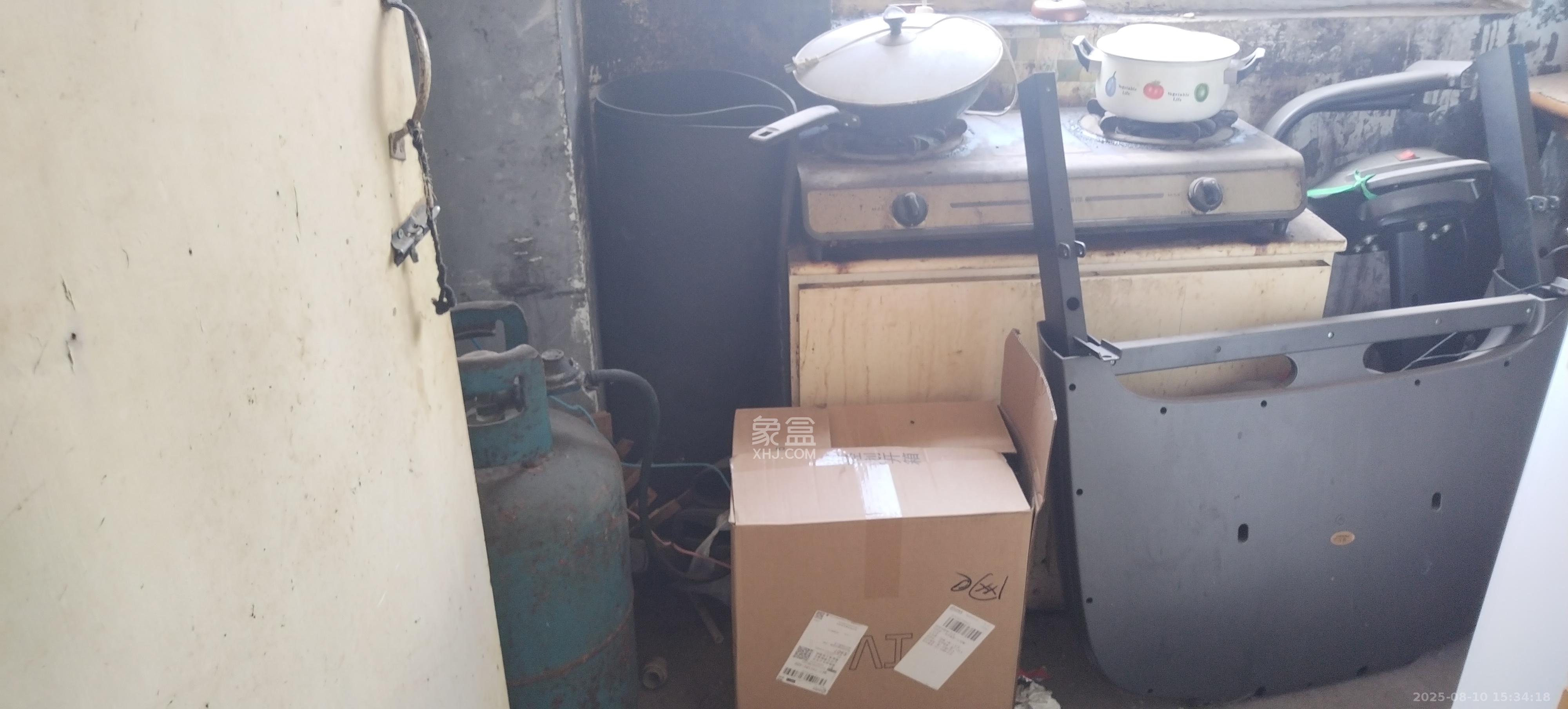 友园山庄  1室1厅1卫    700.0元/月室内图