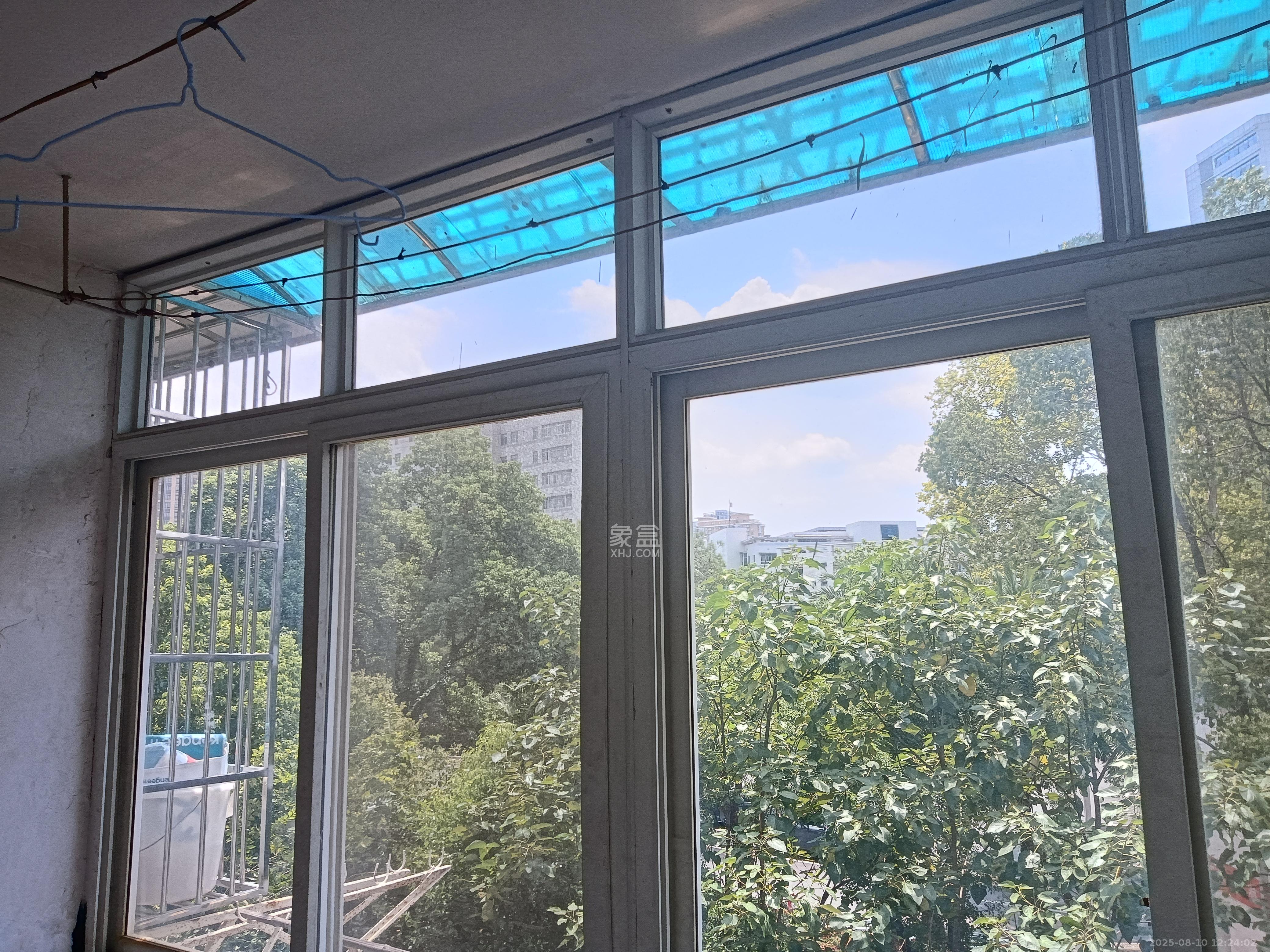 林机厂宿舍  2室1厅1卫    1200.0元/月 林机厂宿舍  2室1厅1卫    1200.0元/月室内图