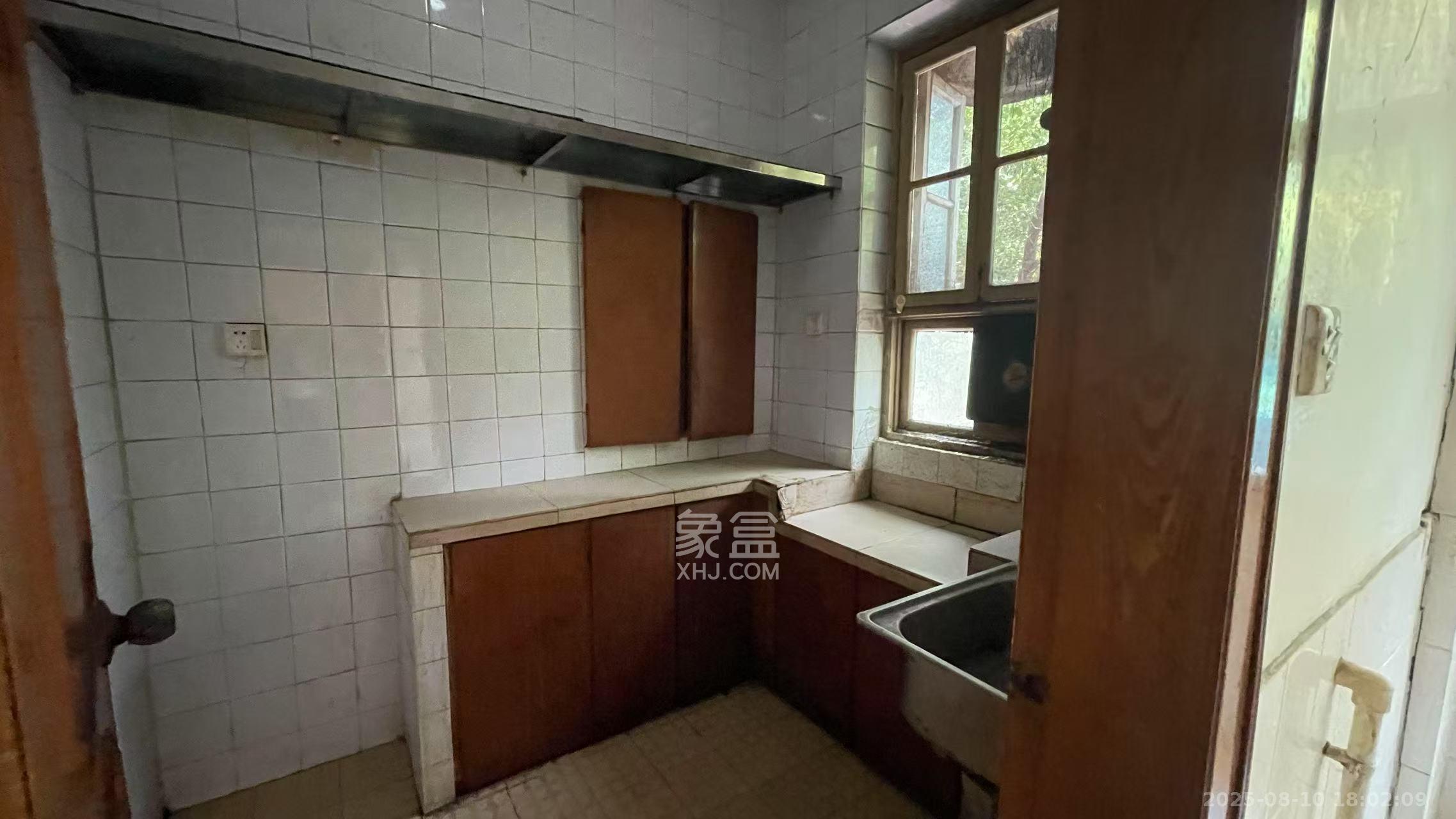 湖南省冶金材料研究所宿舍 2室2厅1卫 800.0元/月 湖南省冶金材料研究所宿舍 2室2厅1卫 800.0元/月室内图