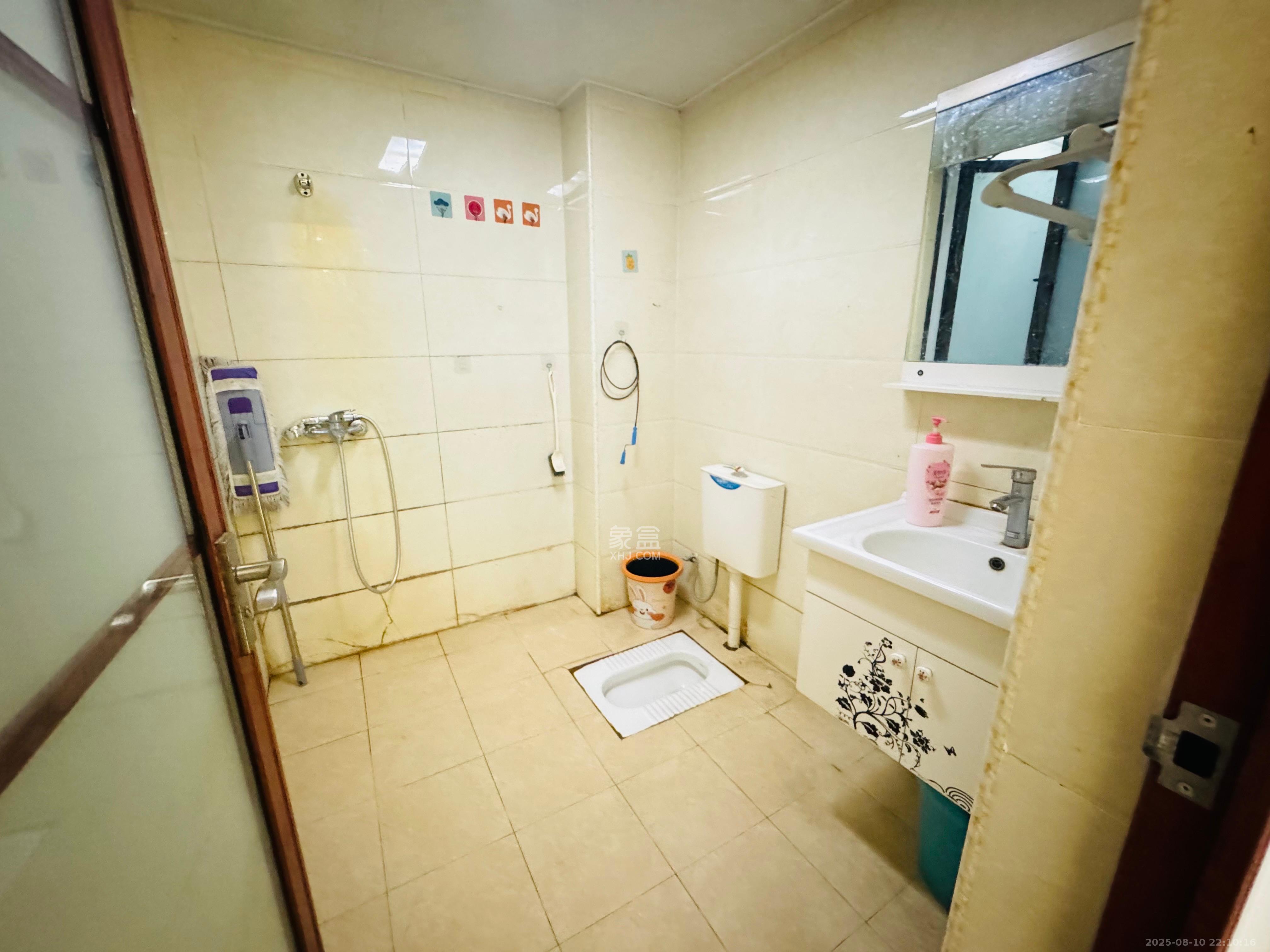 光明E城 2室2厅1卫 2000.0元/月 光明E城 2室2厅1卫 2000.0元/月室内图