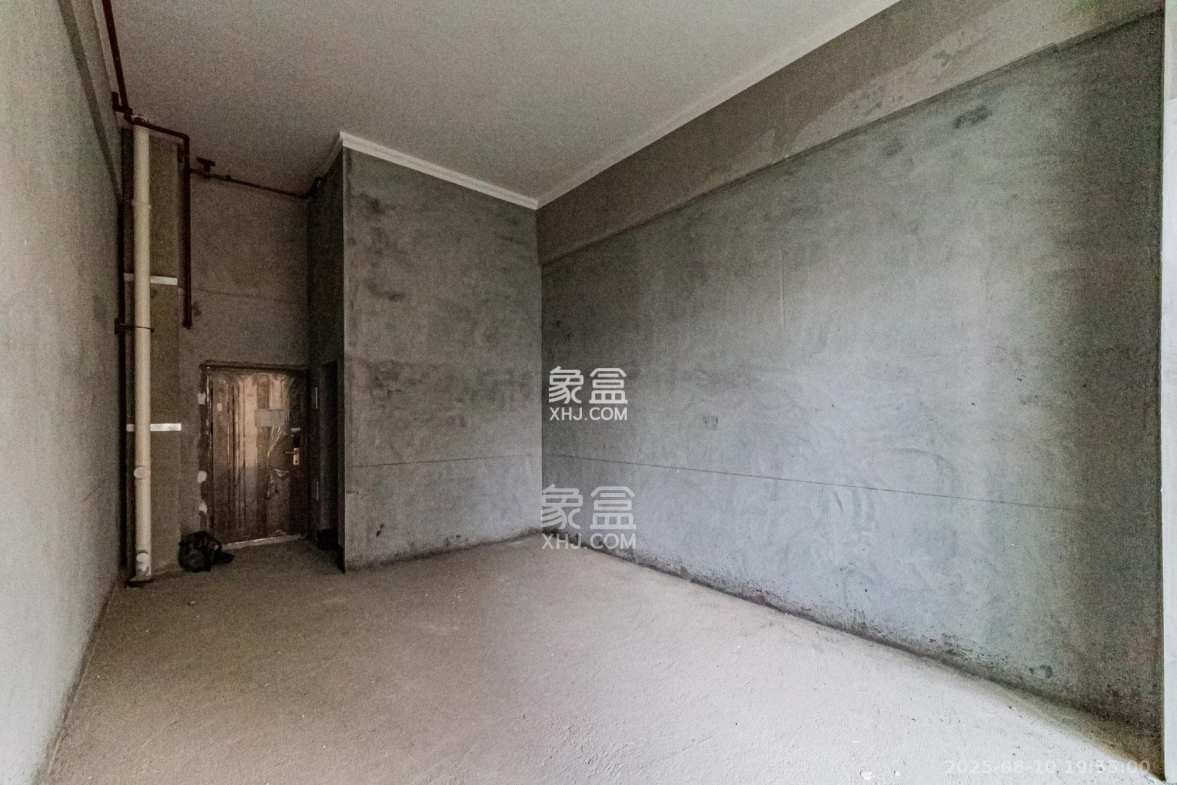 北辰府  1室1厅1卫    40.0万 北辰府  1室1厅1卫    40.0万客厅