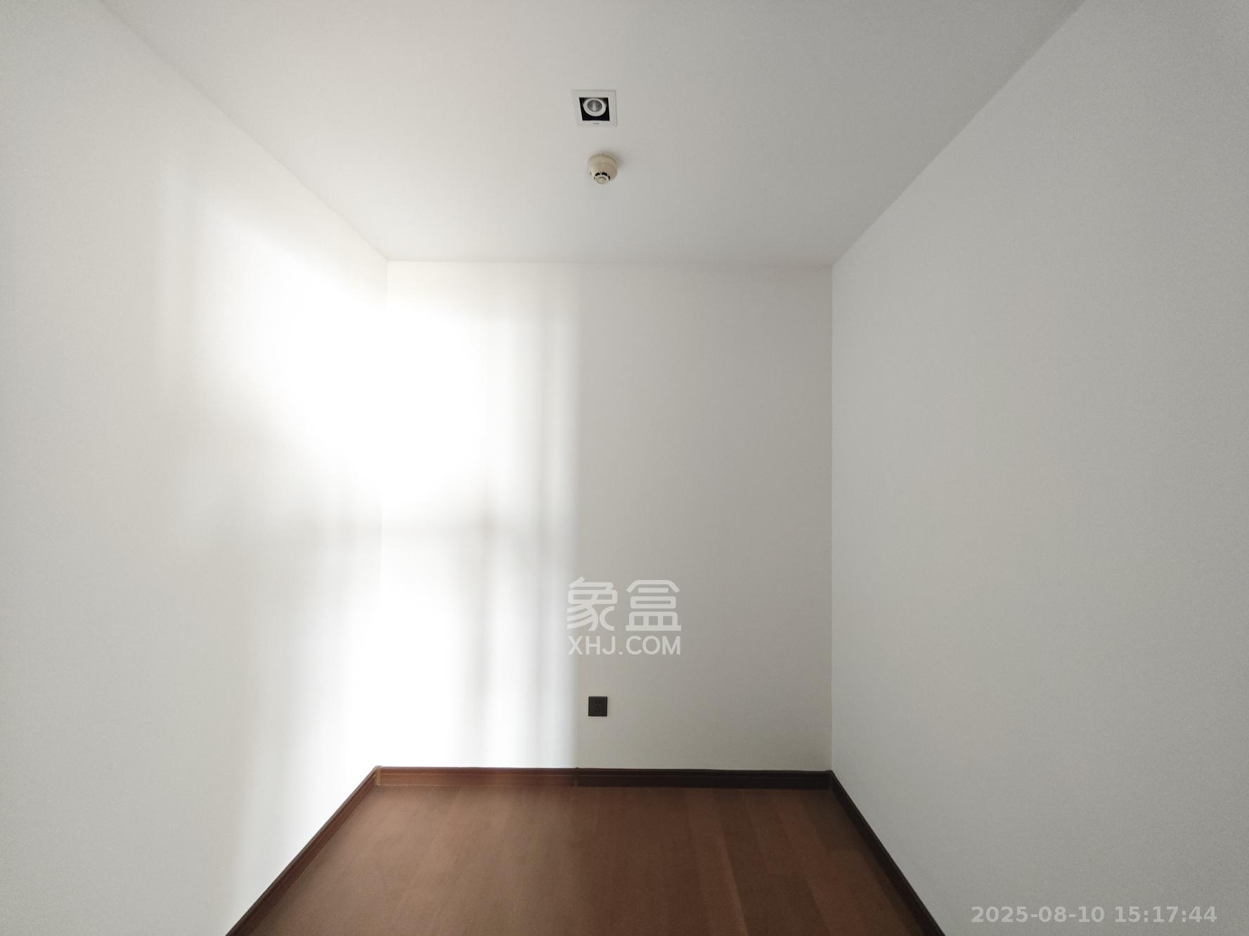 万科魅力之城  4室2厅3卫    267.88万 万科魅力之城  4室2厅3卫    267.88万其他