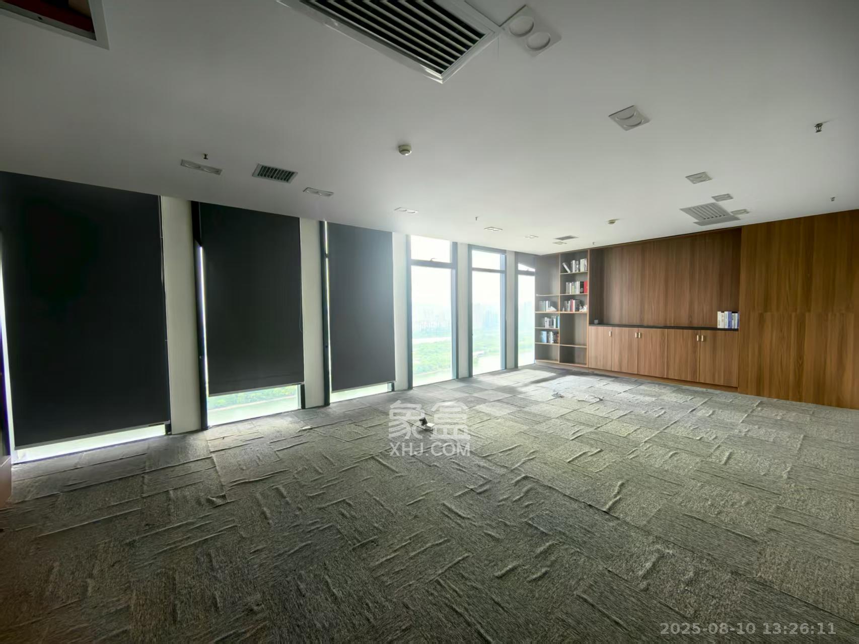 万达广场   346.0㎡     16800.00元/月室内图