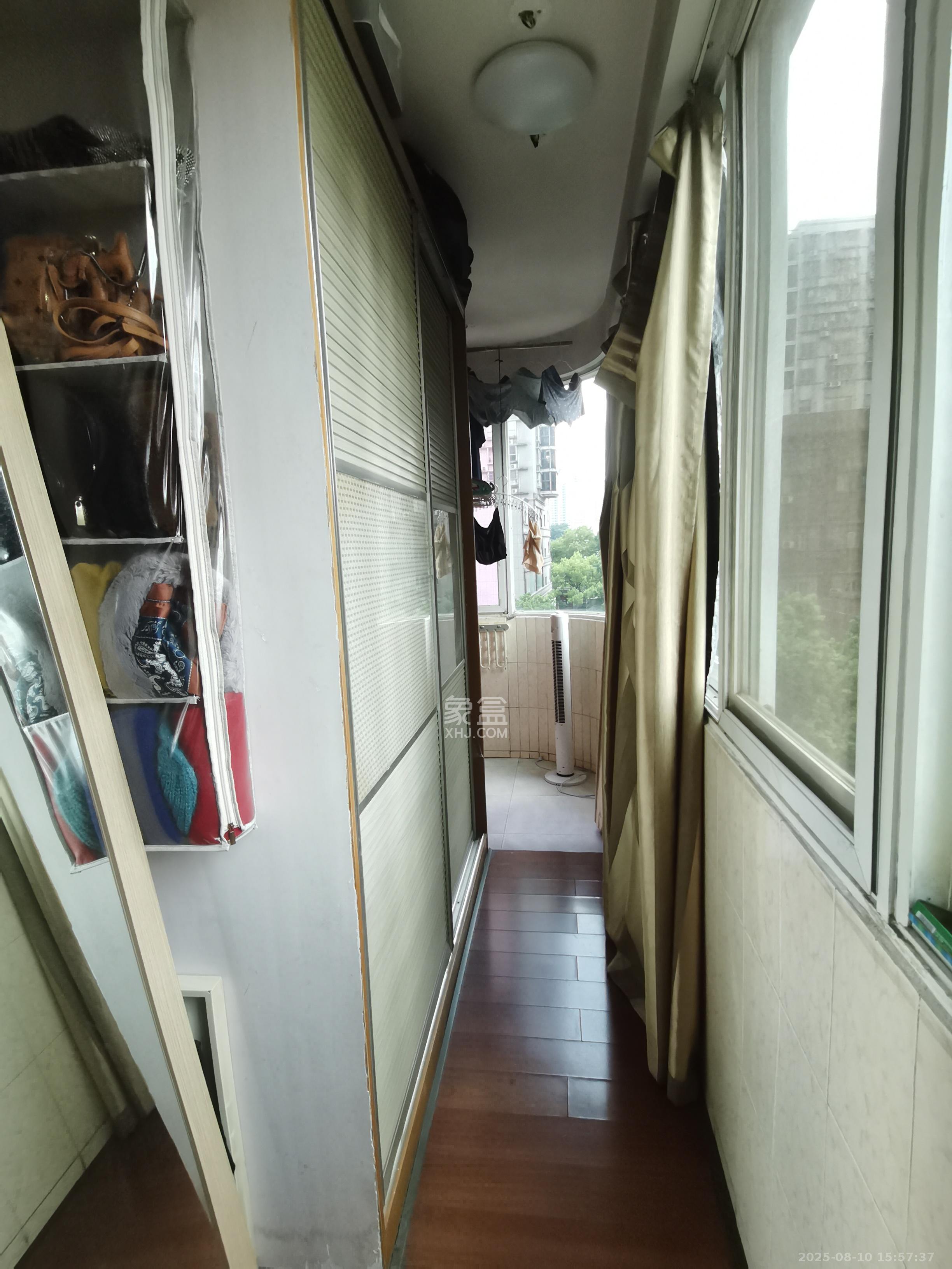电信308  2室2厅1卫   3500.00元/月室内图