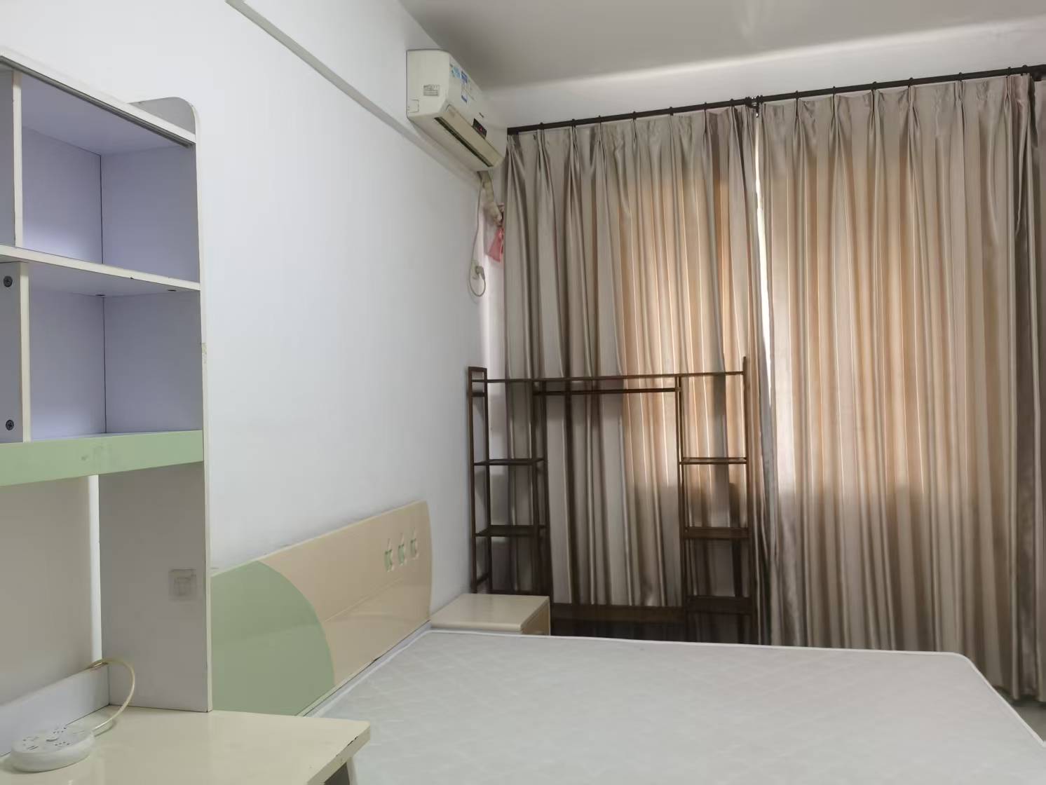 华昌大厦  1室1厅1卫   1400.00元/月室内图