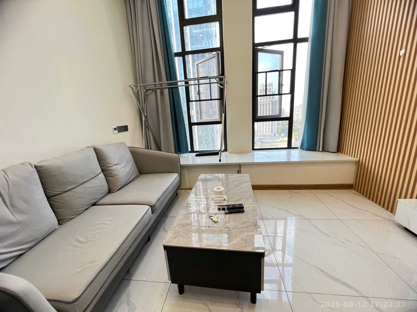 润和国际广场  1室1厅1卫    2300.0元/月 润和国际广场  1室1厅1卫    2300.0元/月室内图