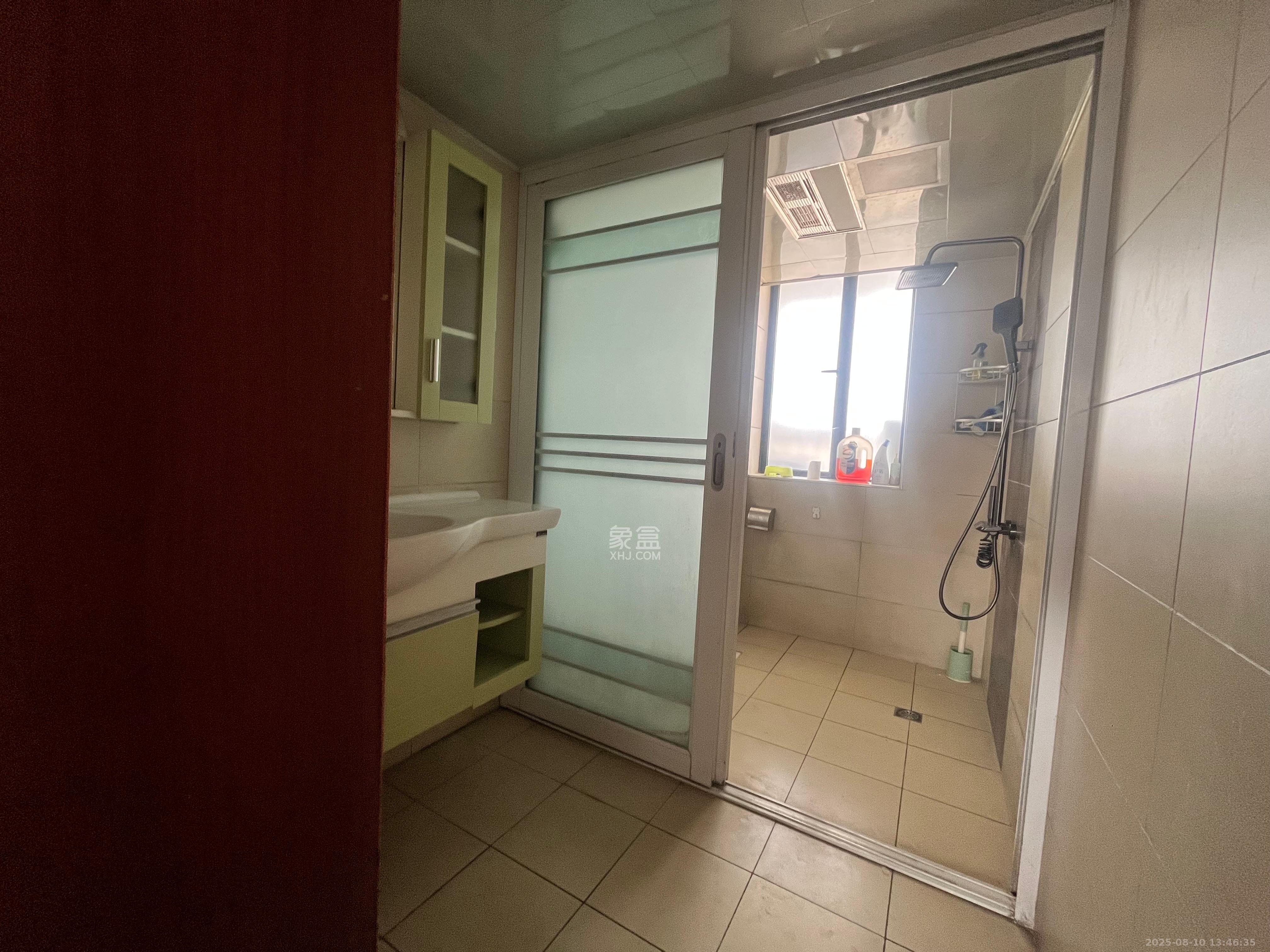 三江花中城 3室2厅2卫 3200.0元/月 三江花中城 3室2厅2卫 3200.0元/月室内图