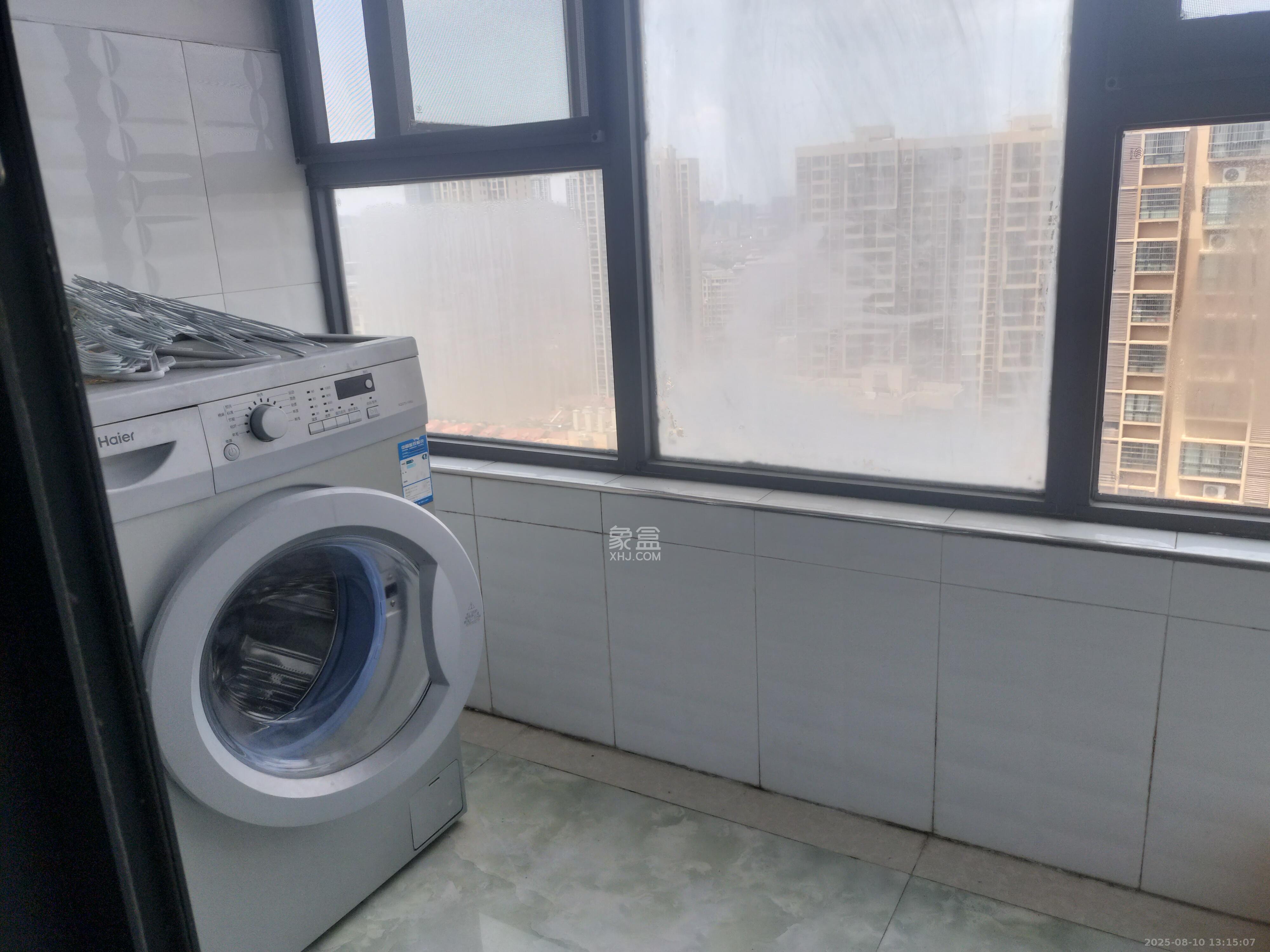 中国铁建梅溪青秀一期 3室2厅1卫 2100.0元/月 中国铁建梅溪青秀一期 3室2厅1卫 2100.0元/月室内图