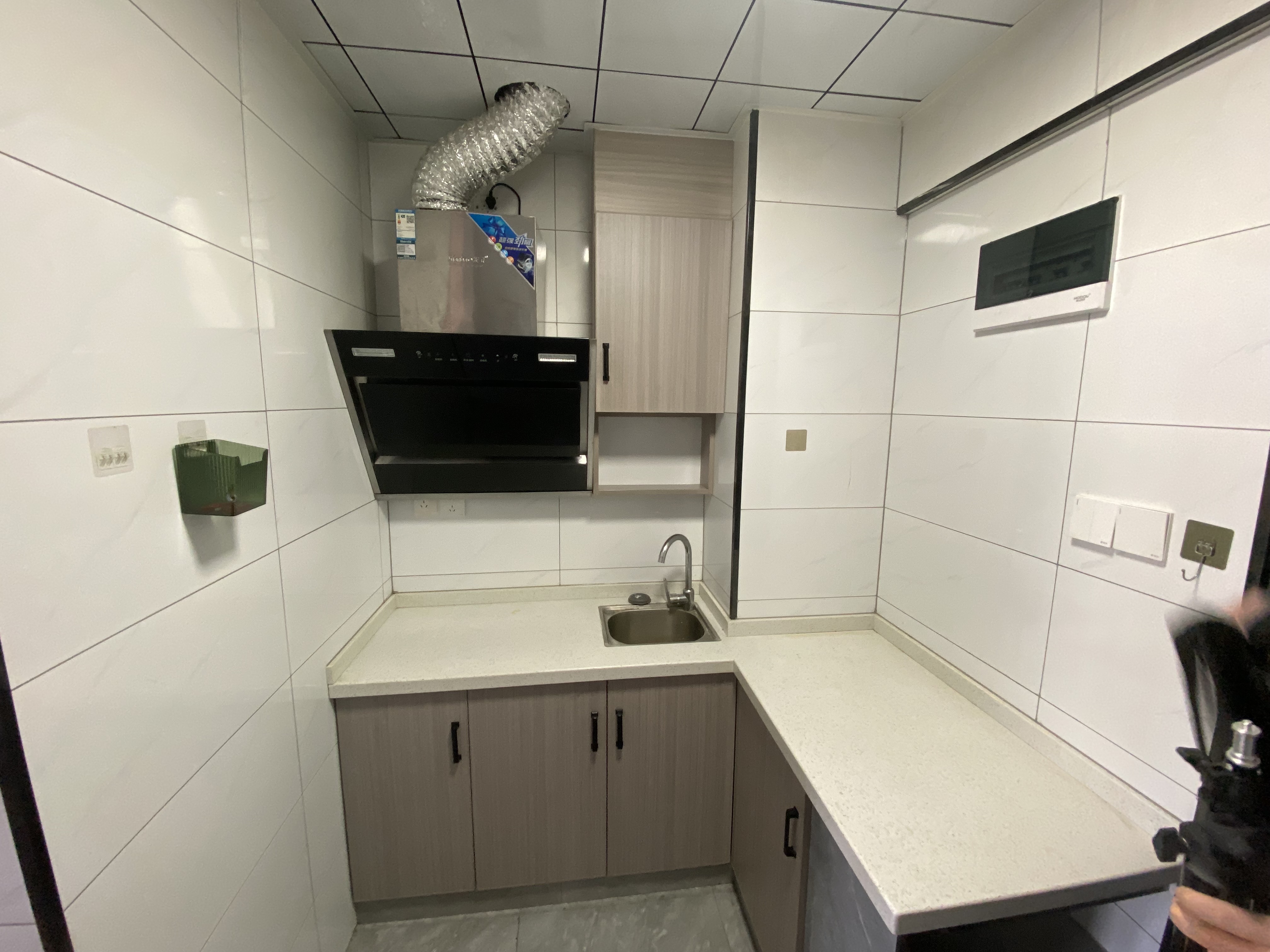 千里红小区(京明时代广场)  1室1厅1卫    800.0元/月 千里红小区(京明时代广场)  1室1厅1卫    800.0元/月室内图