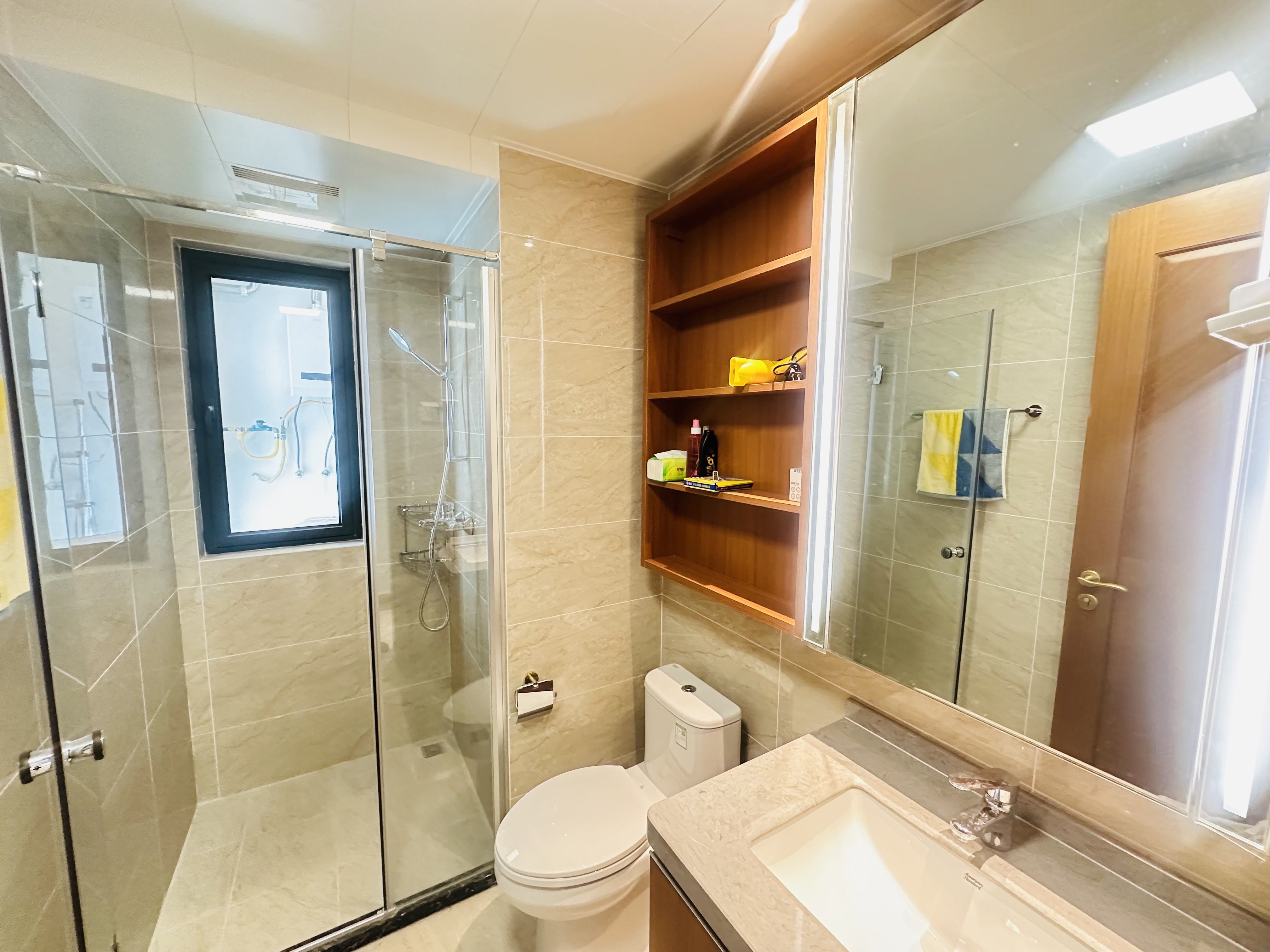 恒大美丽沙天宸湾 3室2厅2卫 230.0万 恒大美丽沙天宸湾 3室2厅2卫 230.0万室内图