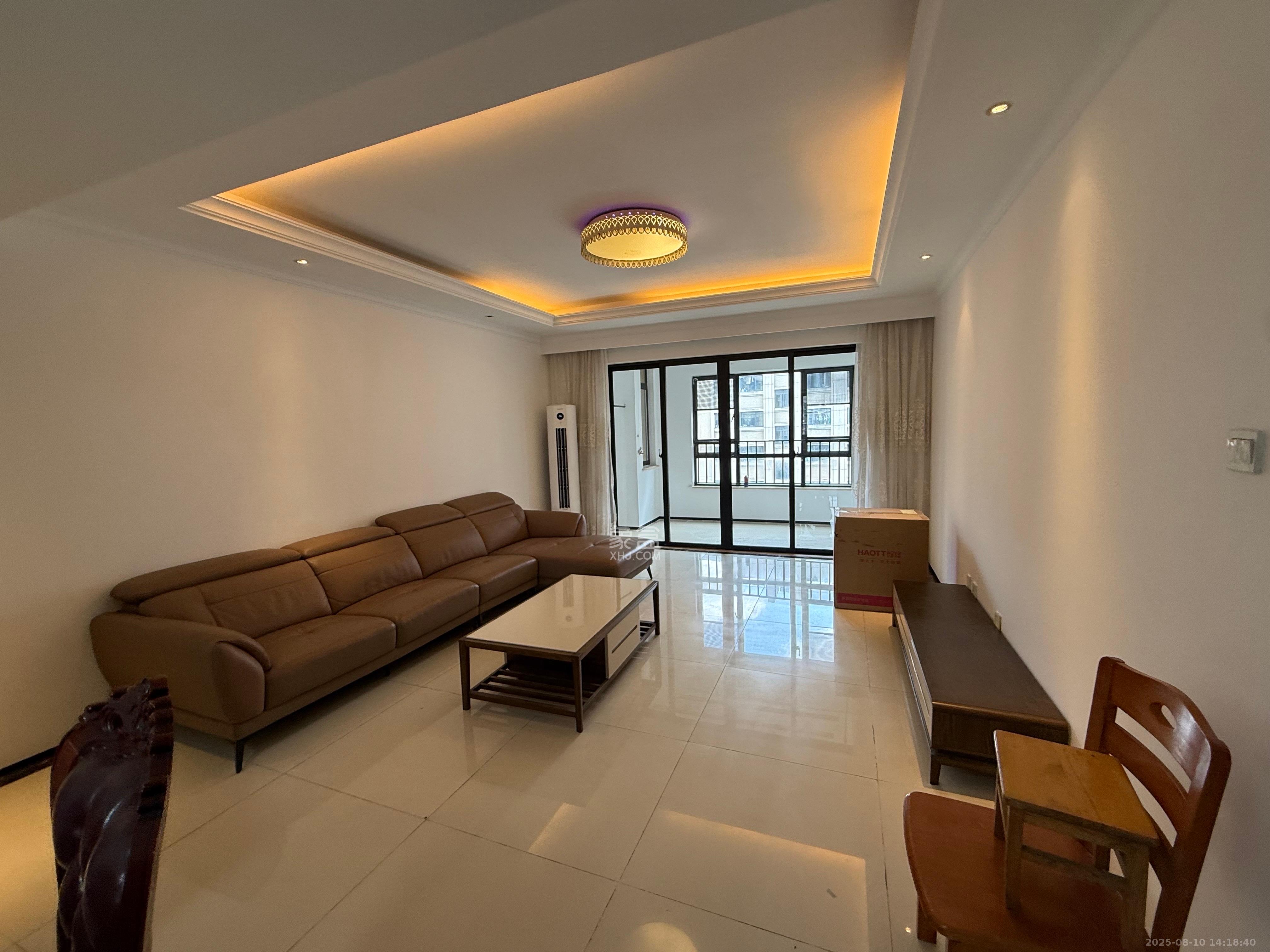 茂华禧都会  3室2厅2卫    3300.0元/月室内图