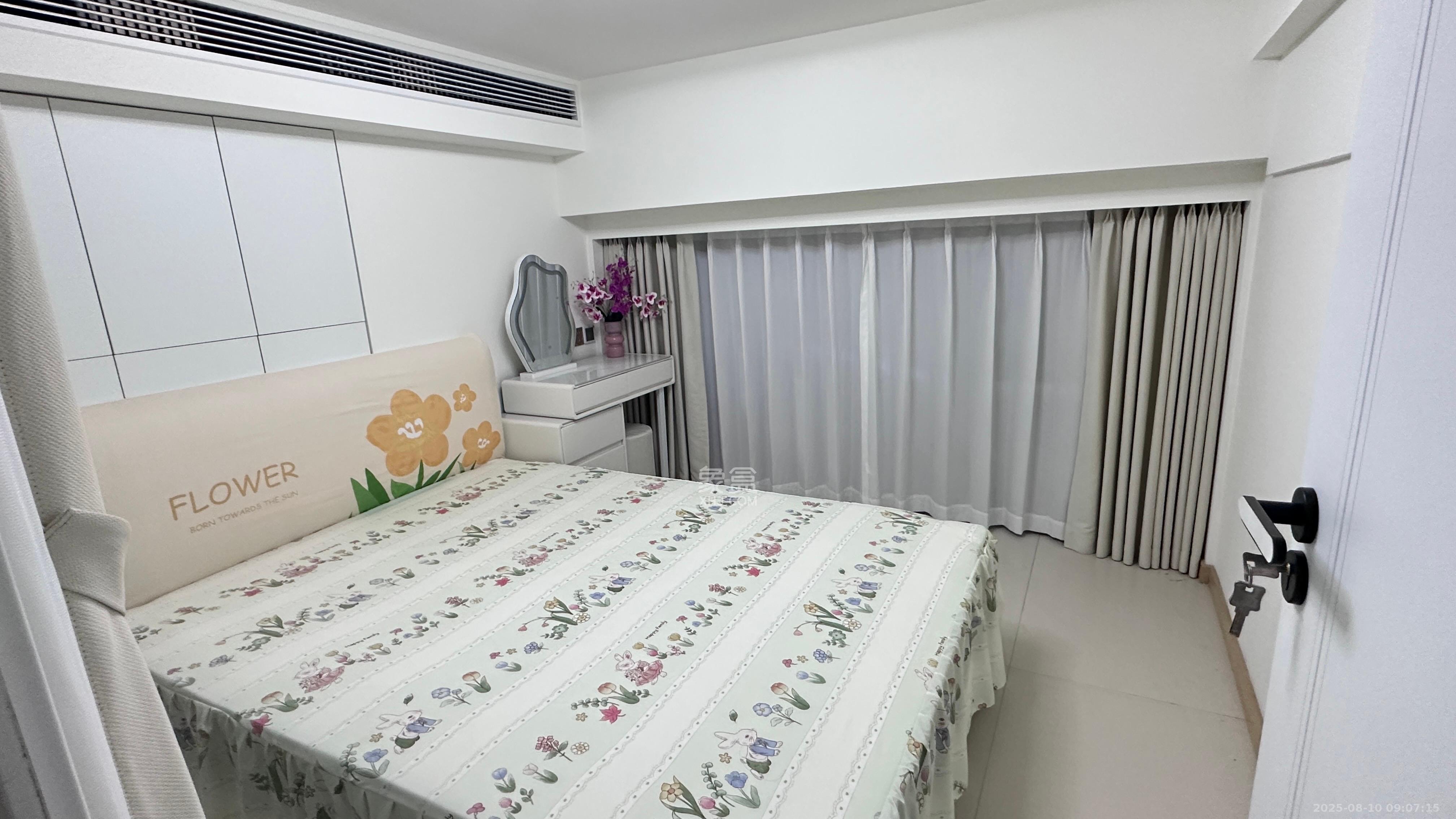 卓越中寰  2室1厅1卫    3000.0元/月室内图