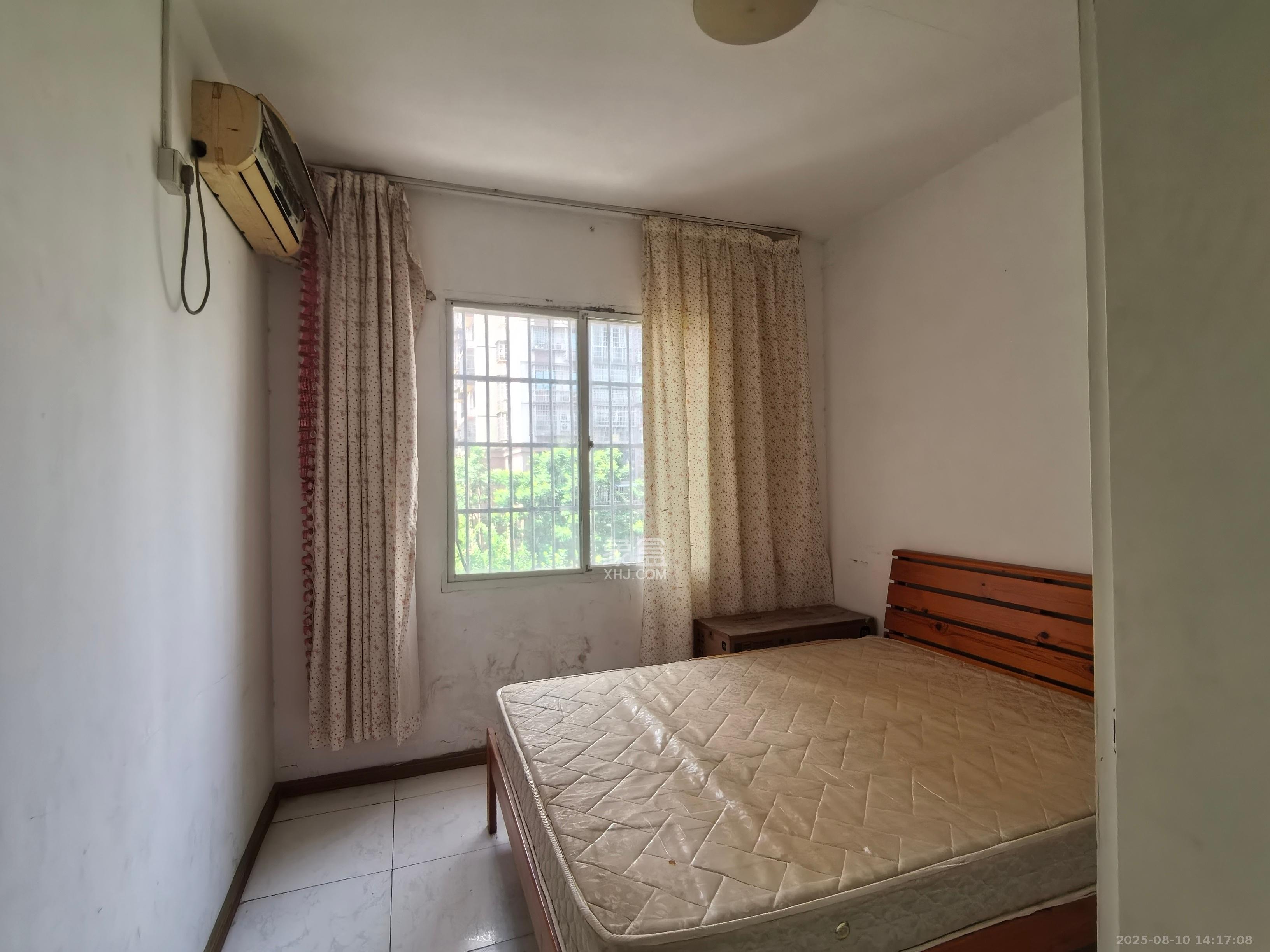 长重机械厂宿舍  2室1厅1卫    1200.0元/月 长重机械厂宿舍  2室1厅1卫    1200.0元/月室内图