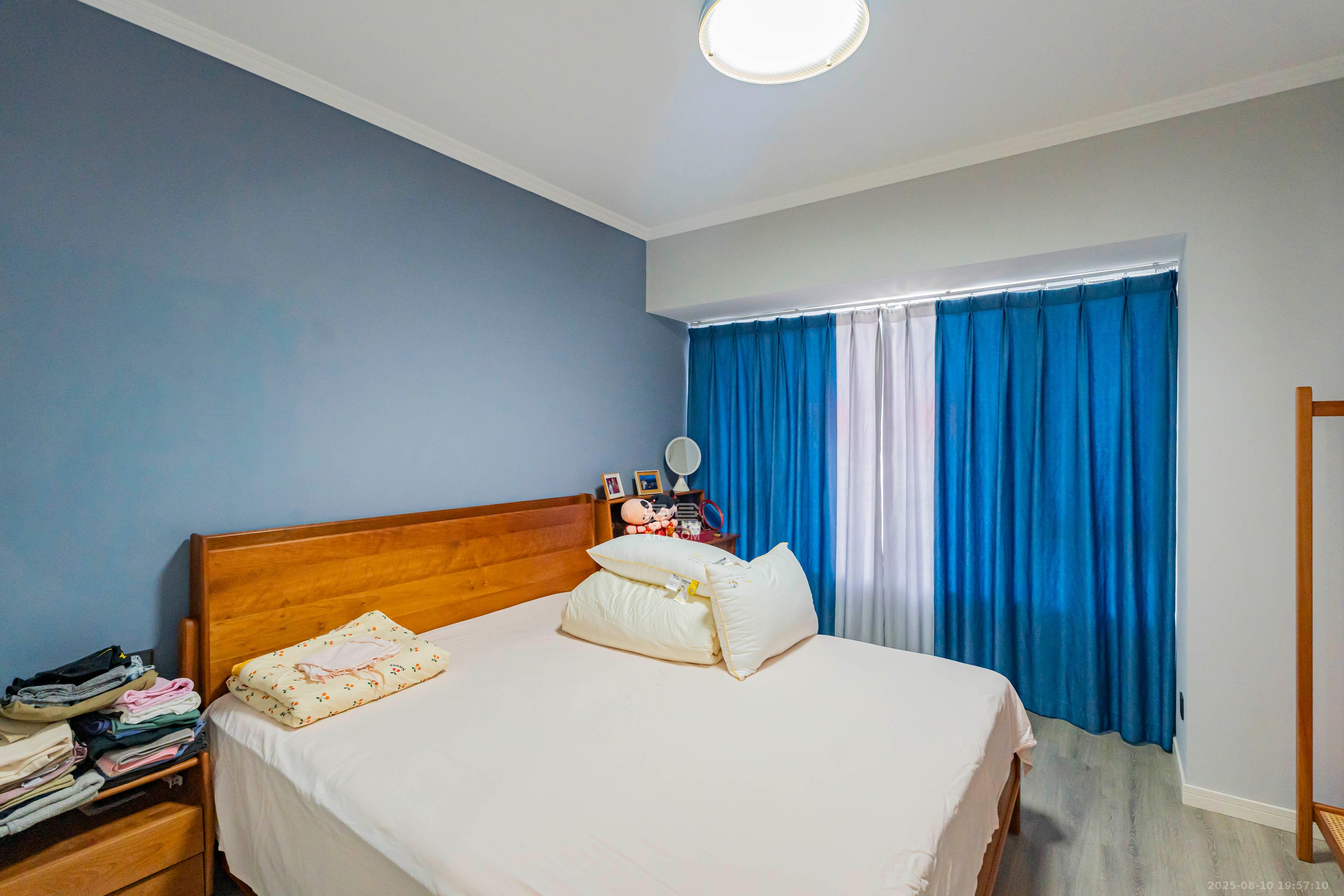 五矿沁园金城(春和景园) 4室2厅2卫 140.0万 五矿沁园金城(春和景园) 4室2厅2卫 140.0万卧室