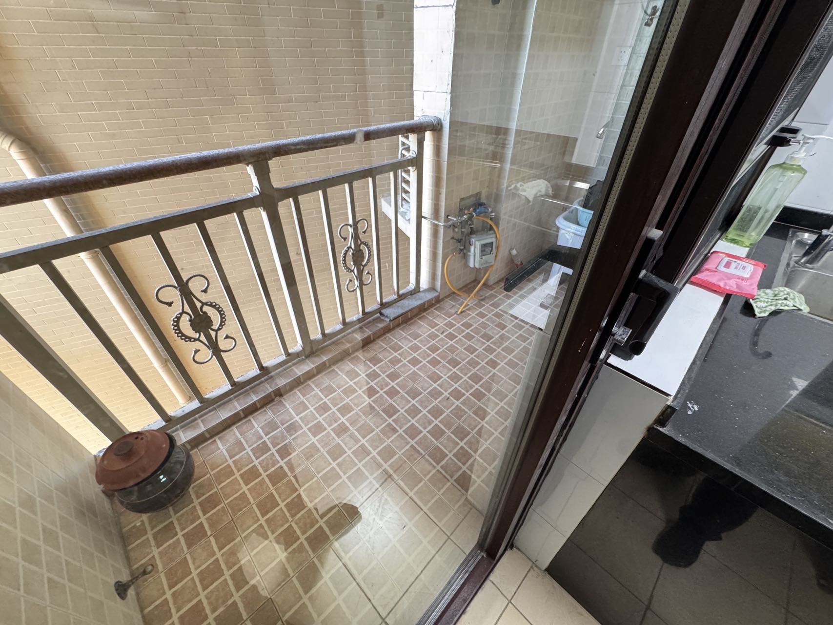 滨海豪庭  3室2厅2卫    4300.0元/月室内图