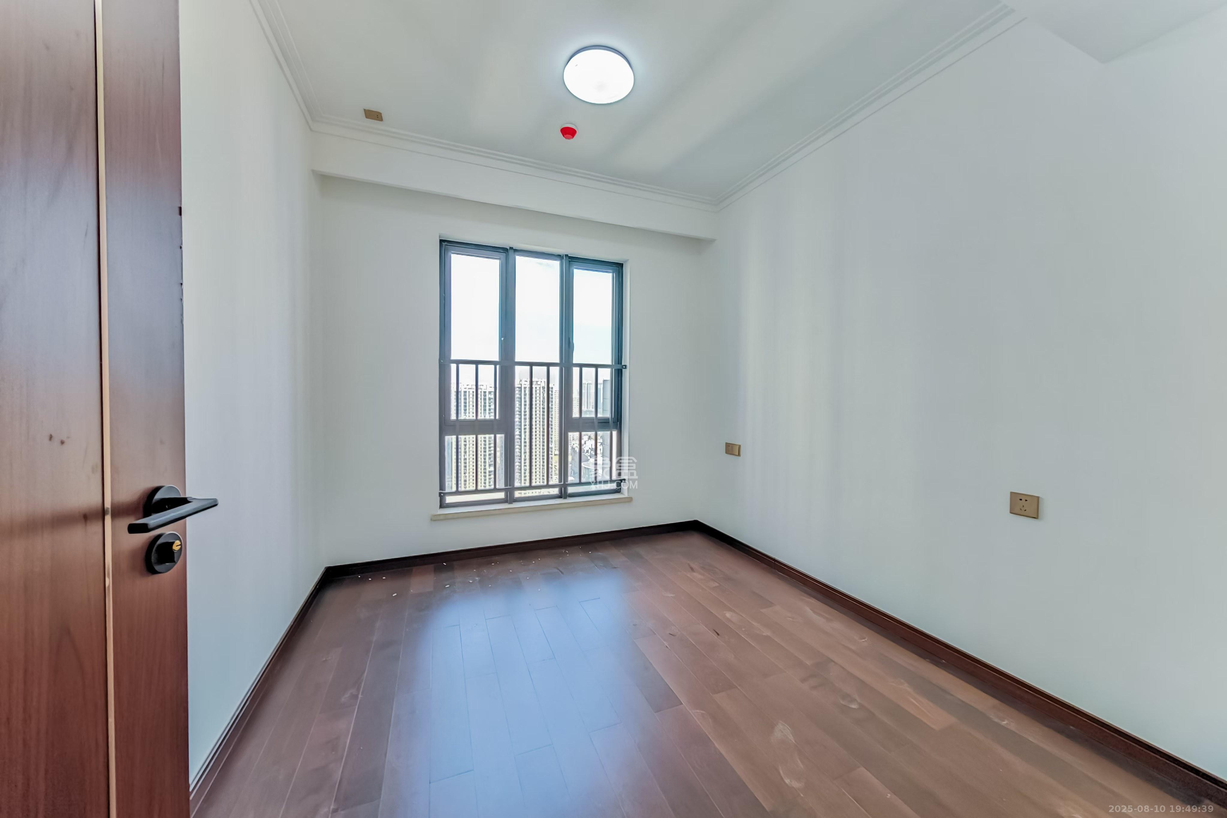 绿地长沙城际空间站(柏仕佳苑) 4室2厅2卫 3700.0元/月 绿地长沙城际空间站(柏仕佳苑) 4室2厅2卫 3700.0元/月室内图