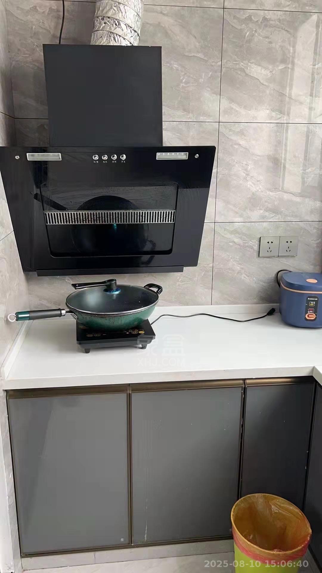 尚格广场 2室1厅1卫 1800.0元/月 尚格广场 2室1厅1卫 1800.0元/月室内图