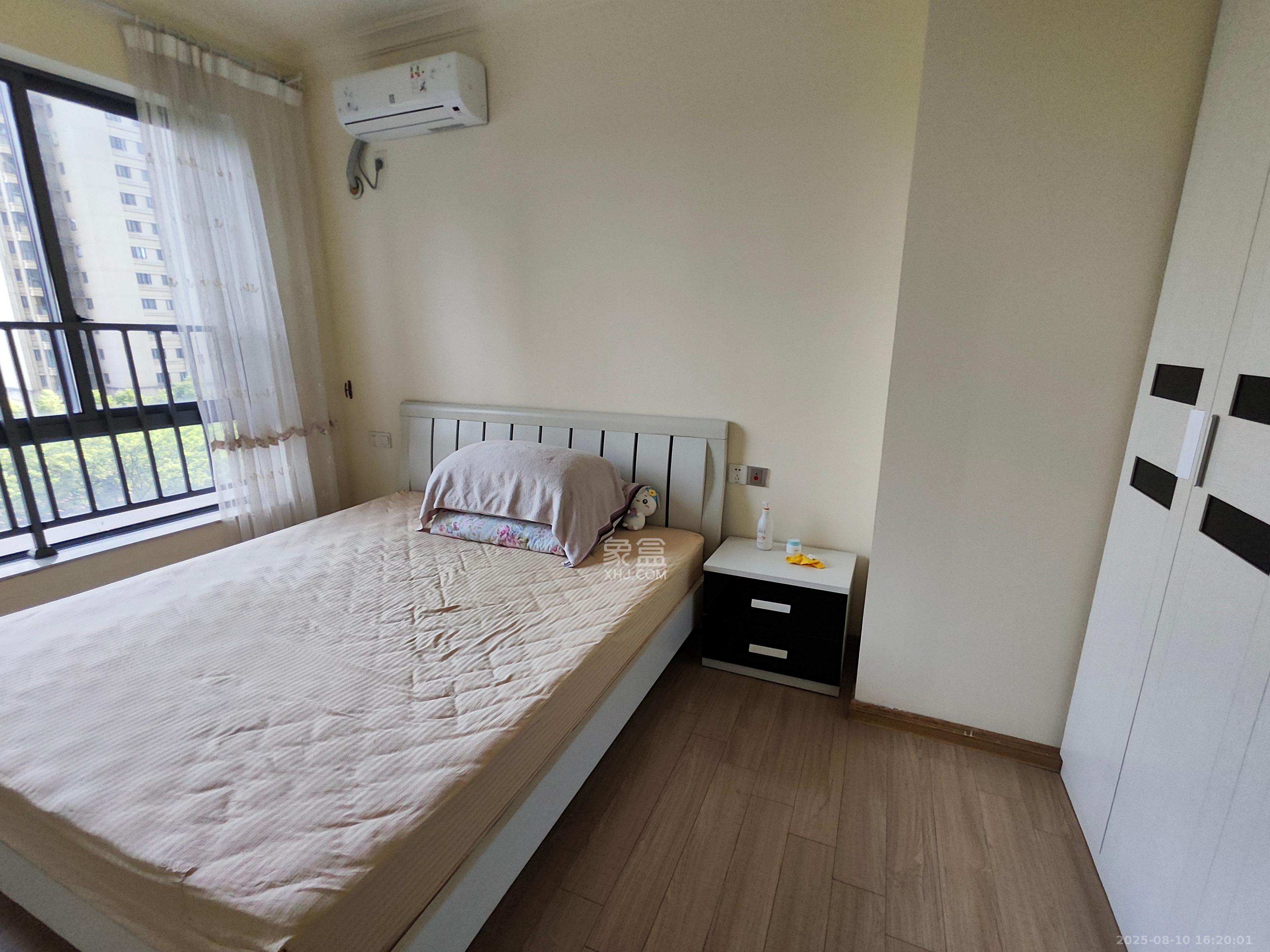 碧桂园南城首府（东宸林海）  3室2厅2卫   2200.00元/月室内图