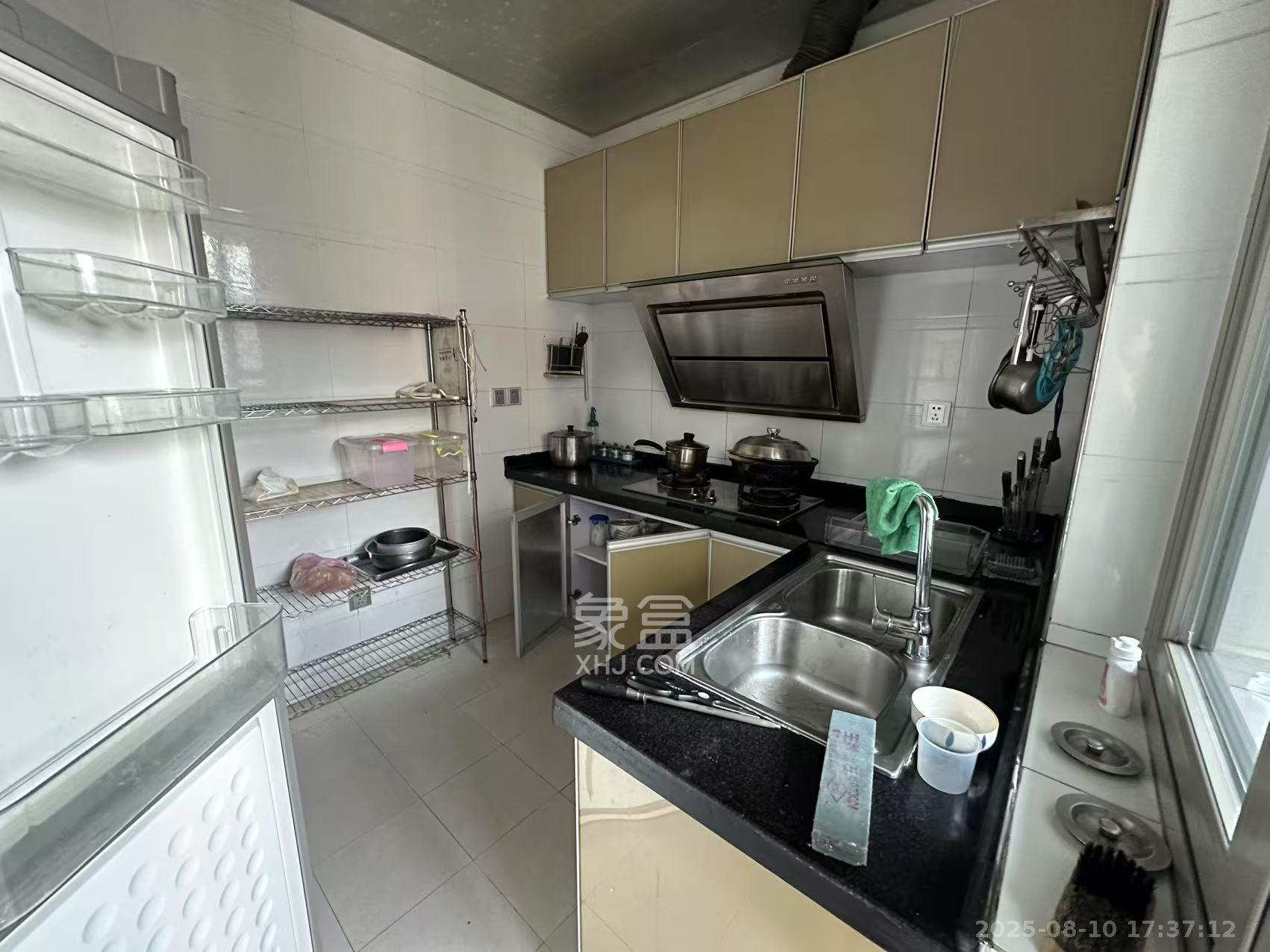 怡海星城 2室2厅1卫 1600.0元/月 怡海星城 2室2厅1卫 1600.0元/月室内图