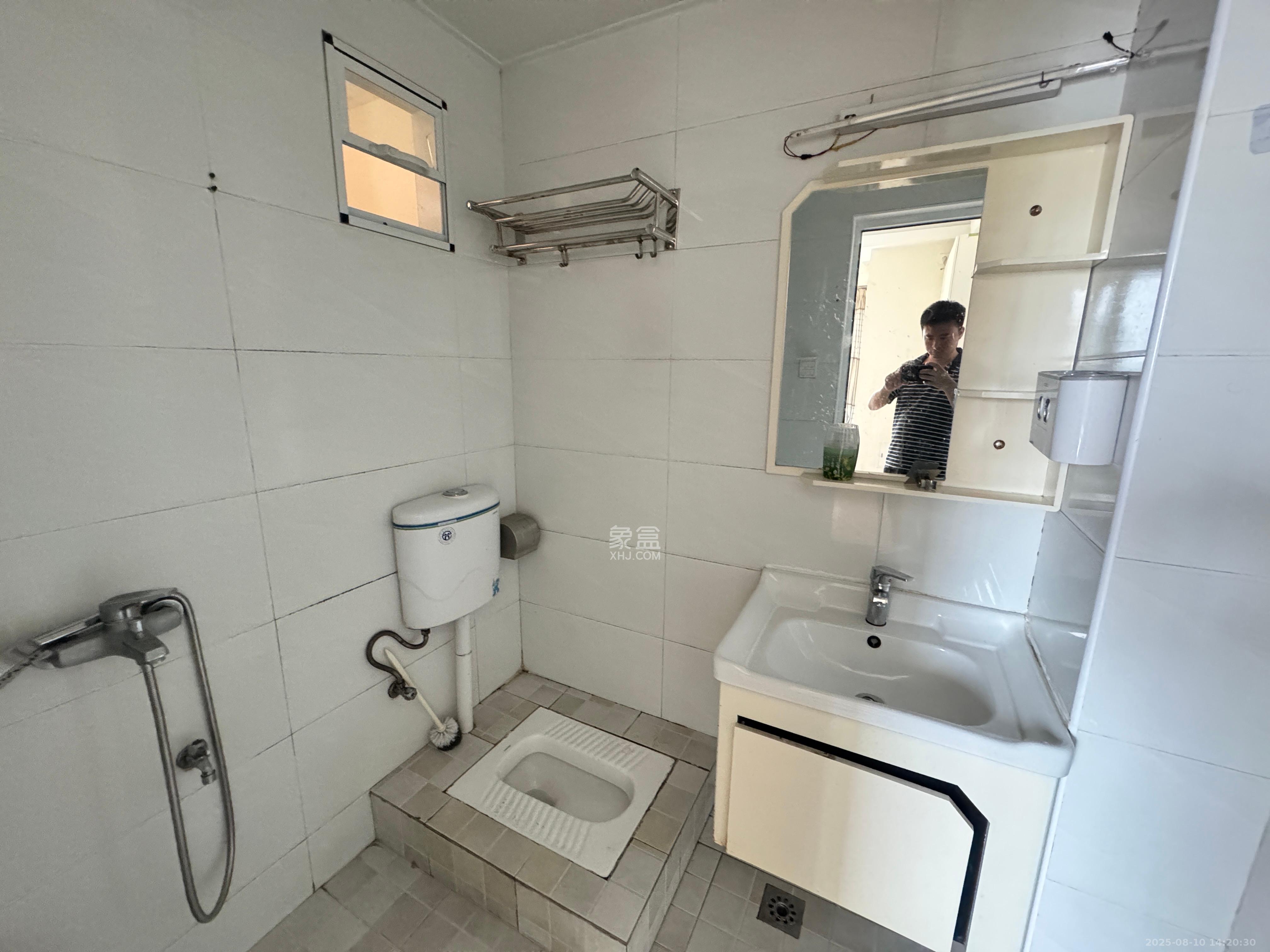 北辰三角洲E3区 2室1厅1卫 2500.0元/月 北辰三角洲E3区 2室1厅1卫 2500.0元/月室内图