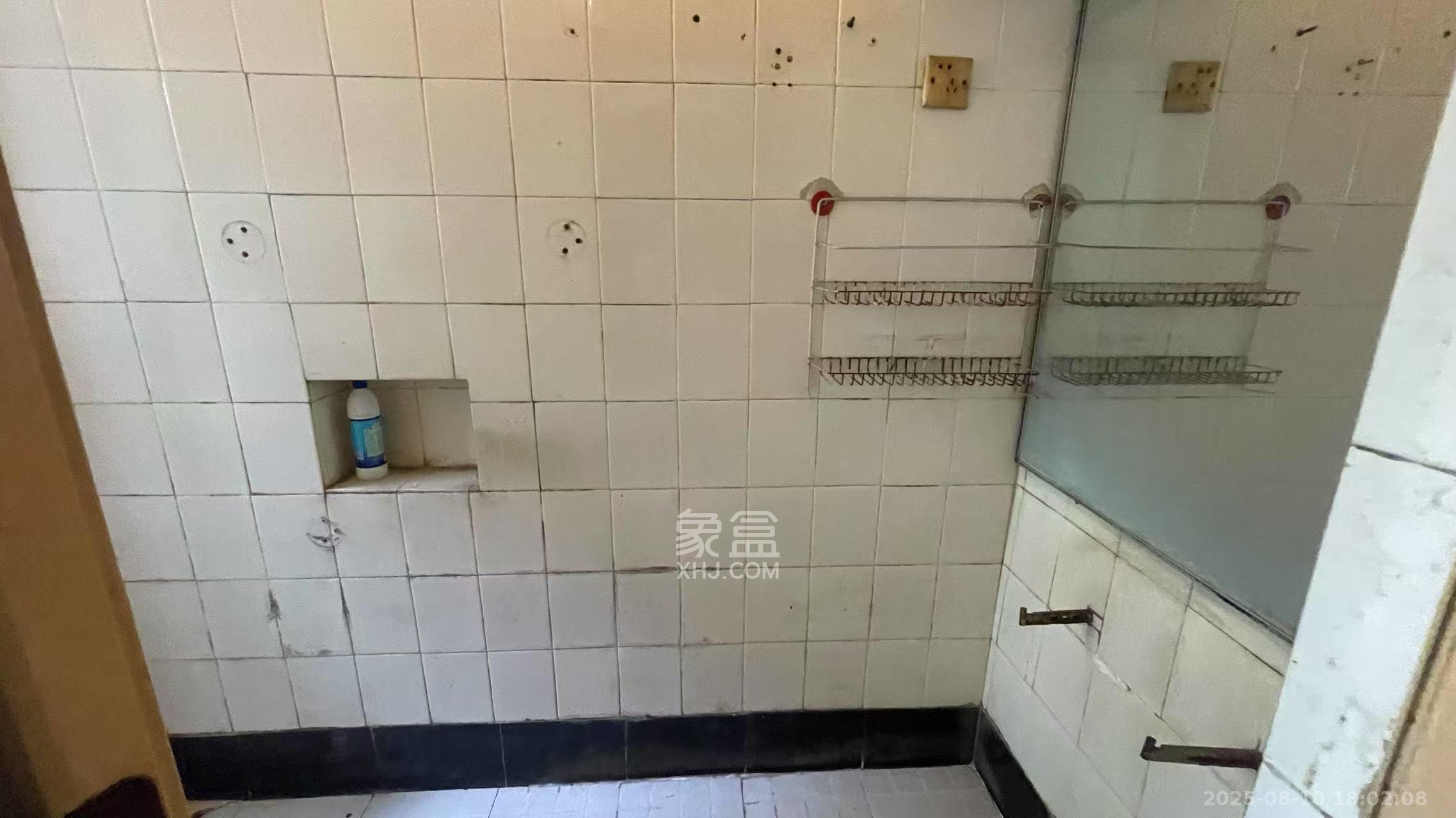 湖南省冶金材料研究所宿舍 2室2厅1卫 800.0元/月 湖南省冶金材料研究所宿舍 2室2厅1卫 800.0元/月室内图