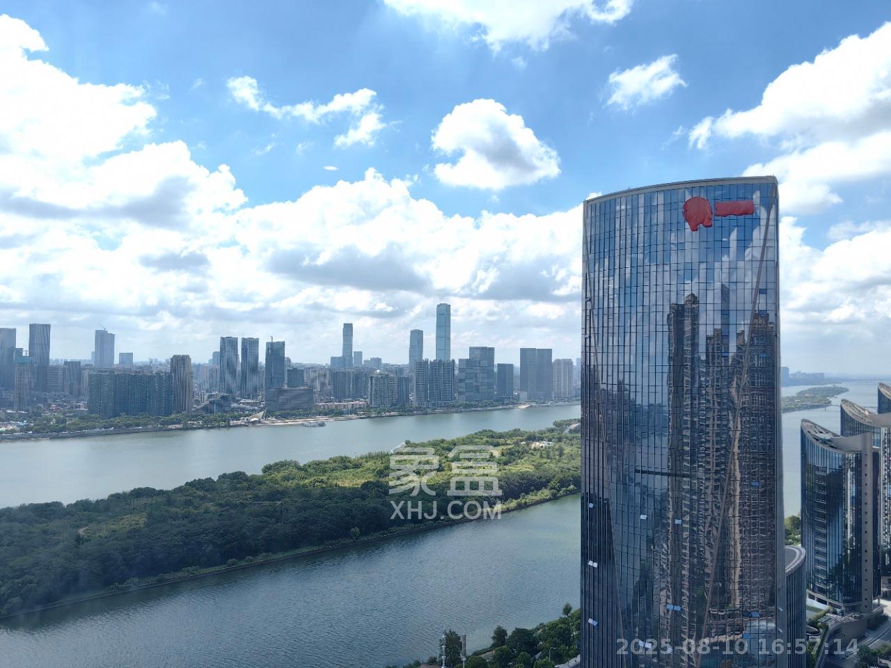 保利西海岸A区  1室2厅1卫   5500.00元/月室内图