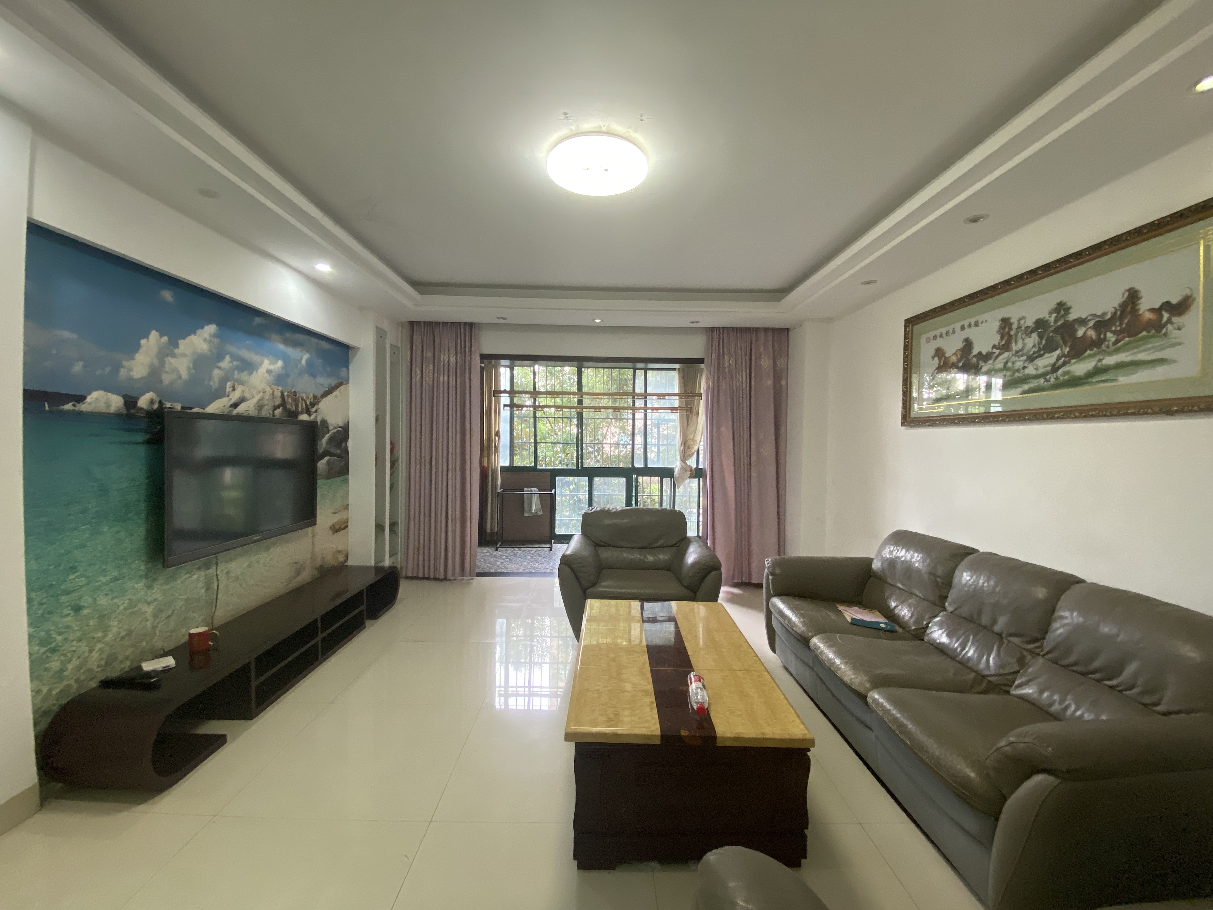 冠都现代城(冠都幸福彼岸) 3室2厅2卫 2000.0元/月 冠都现代城(冠都幸福彼岸) 3室2厅2卫 2000.0元/月室内图