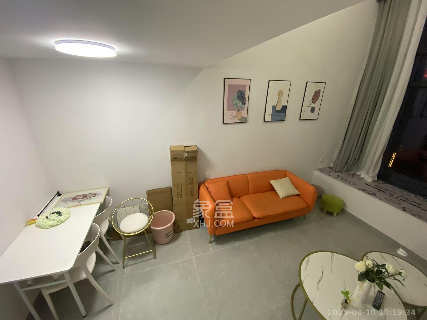 华润翡翠府 1室0厅0卫 1700.00元/月 华润翡翠府 1室0厅0卫 1700.00元/月室内图