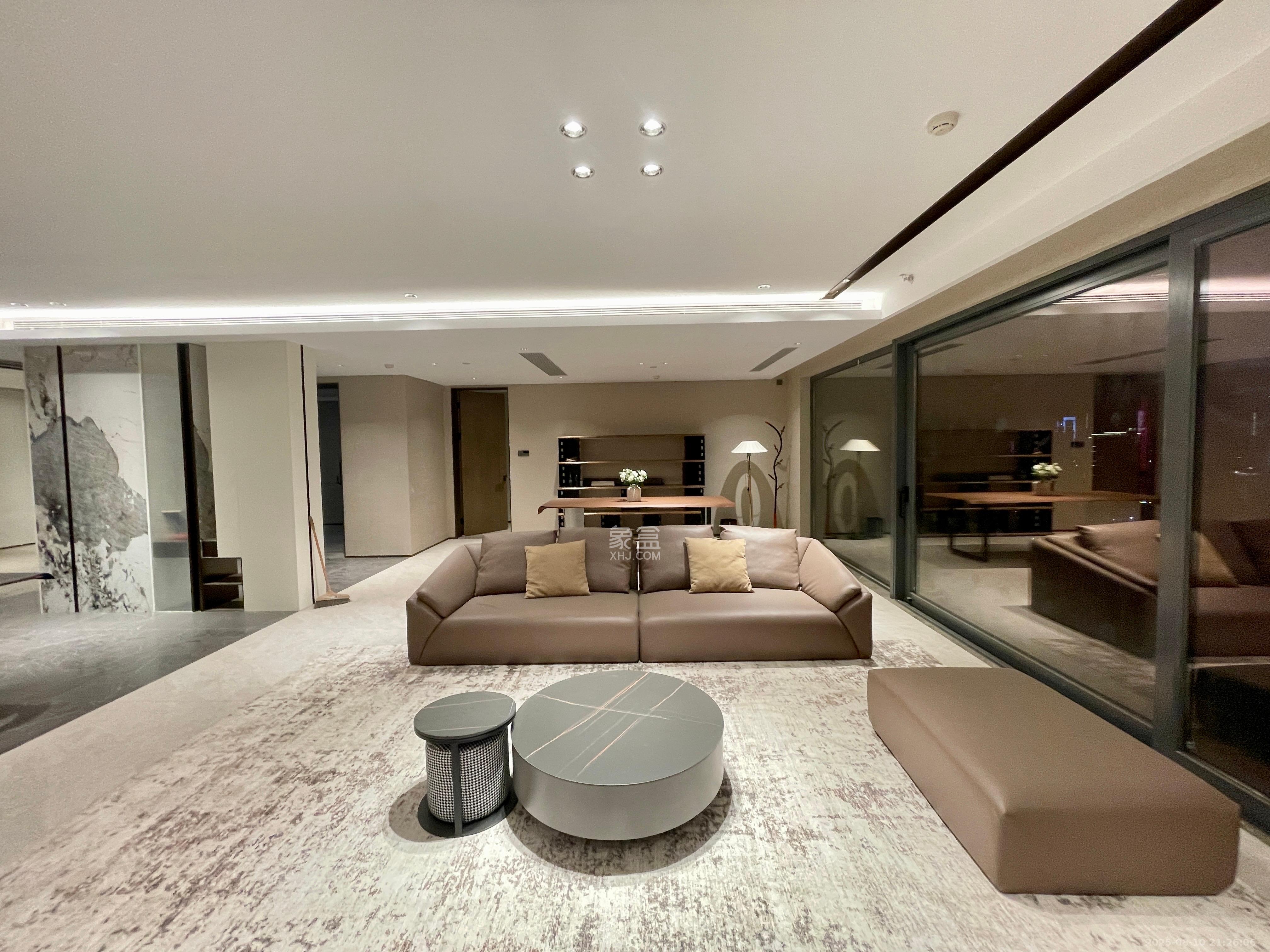 长沙悦府(华润万象城)  4室2厅3卫    19000.0元/月 长沙悦府(华润万象城)  4室2厅3卫    19000.0元/月室内图