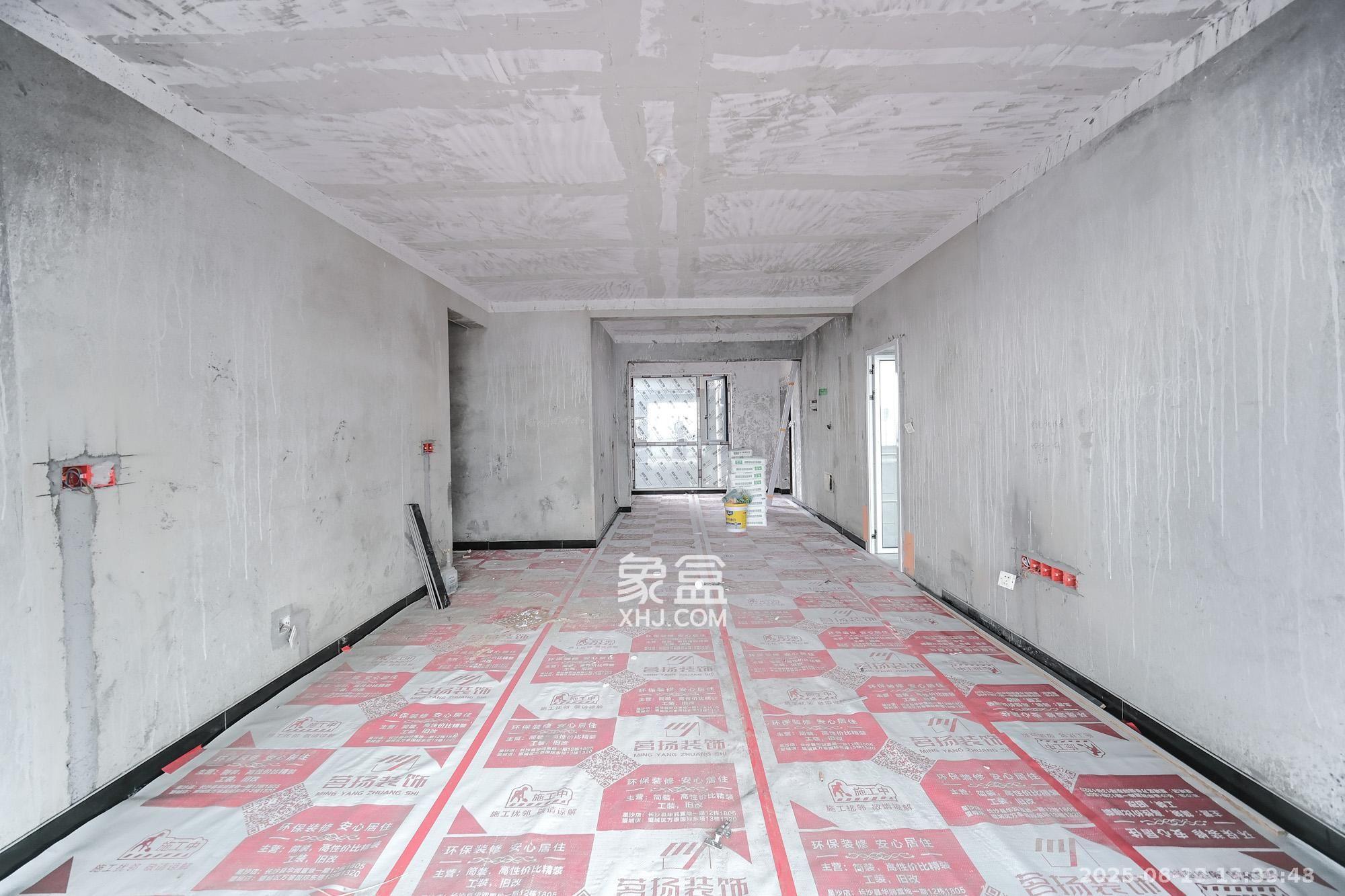 丰源国际 3室2厅2卫 2300.0元/月 丰源国际 3室2厅2卫 2300.0元/月室内图