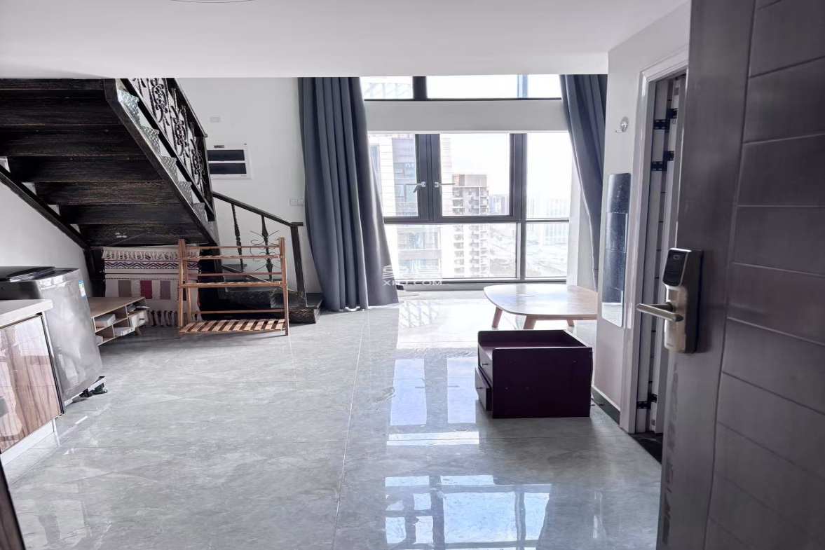 万科金色梦想B区  1室1厅1卫    1600.0元/月 万科金色梦想B区  1室1厅1卫    1600.0元/月户型图