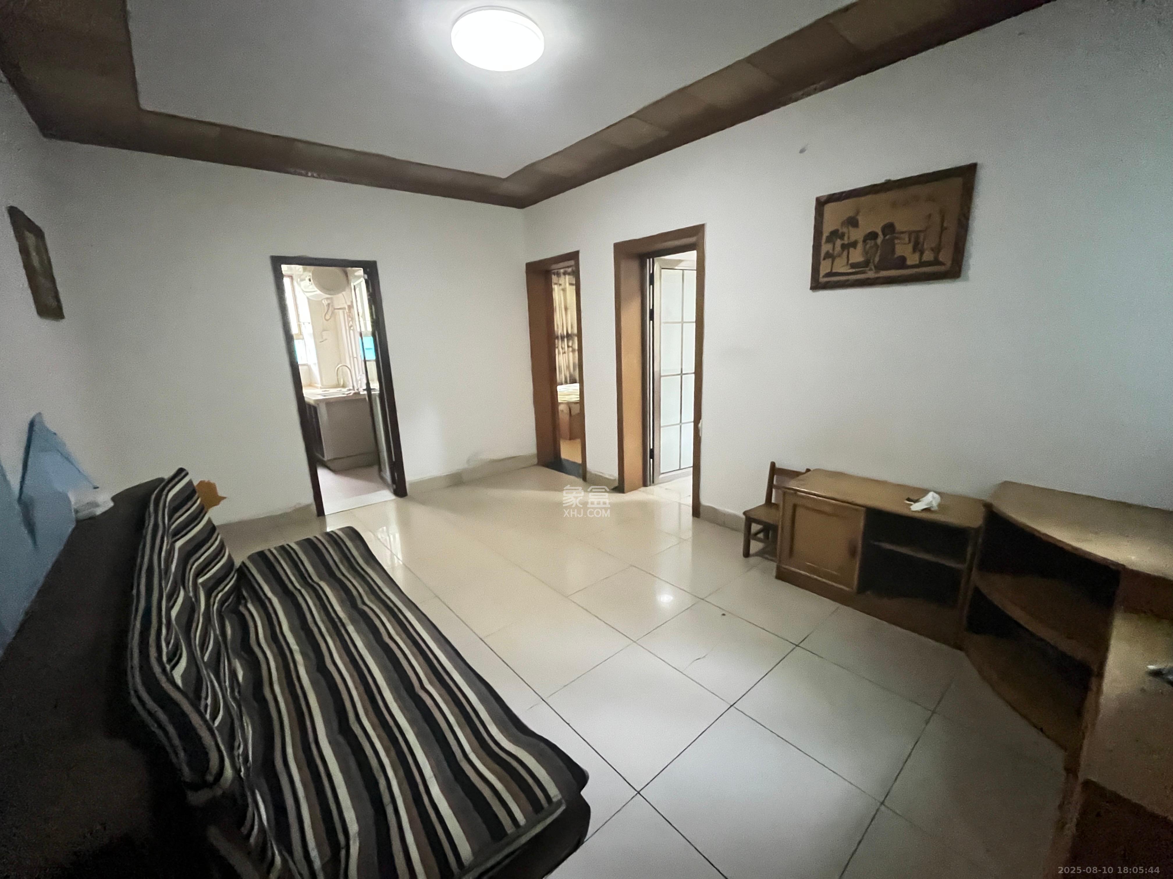 红旗区三片 1室0厅0卫 1500.0元/月 红旗区三片 1室0厅0卫 1500.0元/月室内图