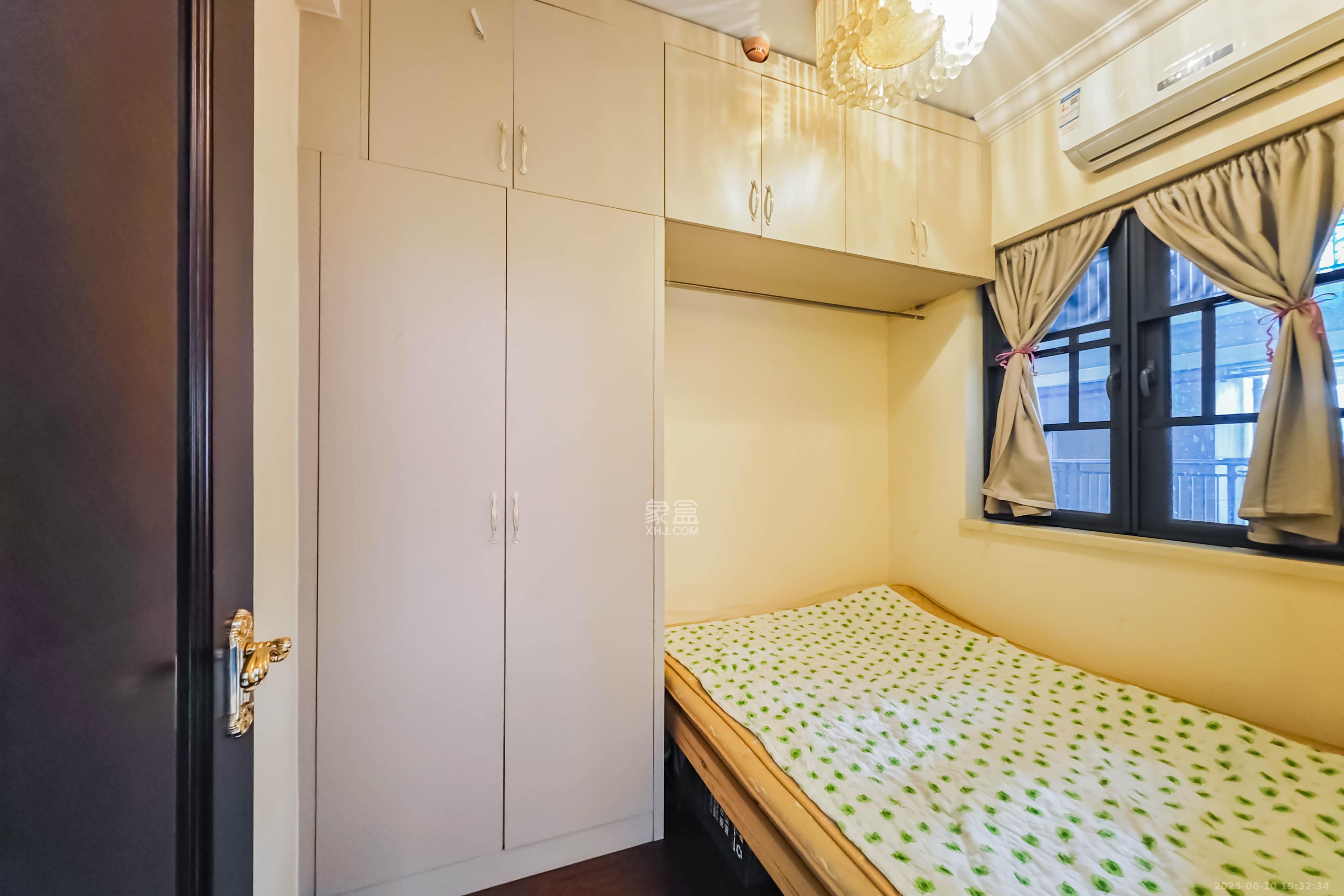 恒大国际广场  2室1厅1卫    63.0万卧室