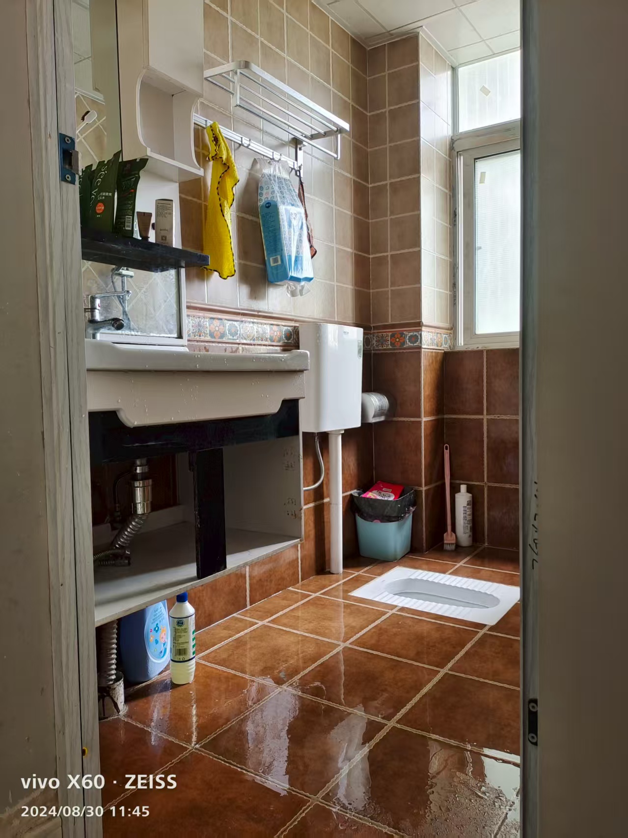 熙城春天 2室2厅1卫 1500.0元/月 熙城春天 2室2厅1卫 1500.0元/月室内图