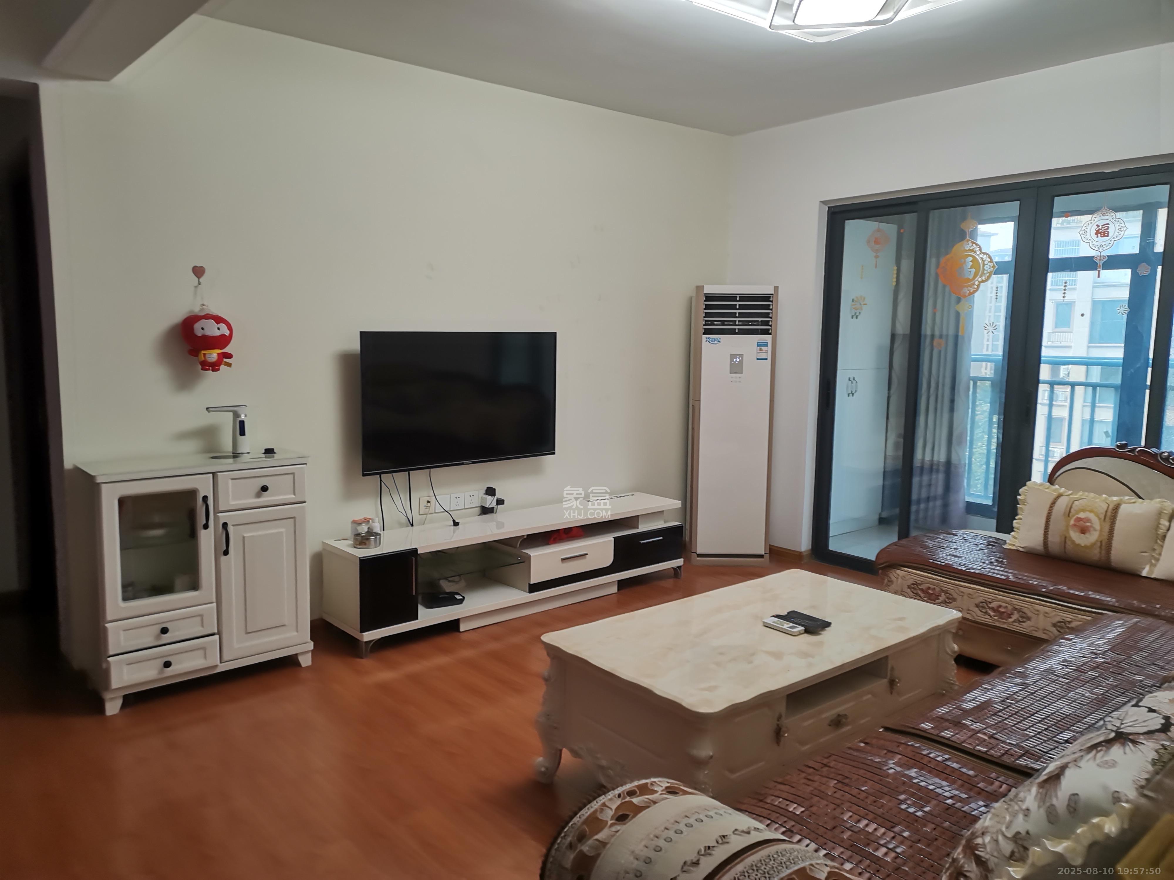 中建芙蓉嘉苑  3室2厅2卫   2500.00元/月室内图