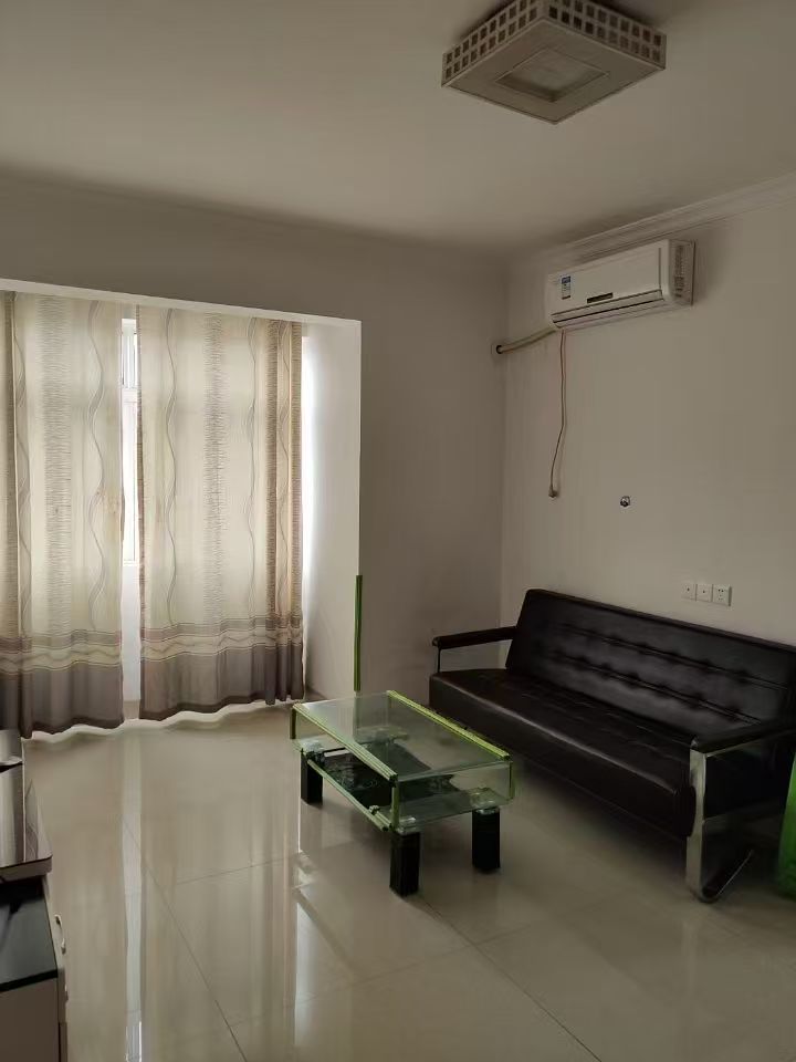 民俗文化广场 2室0厅0卫 1500.0元/月 民俗文化广场 2室0厅0卫 1500.0元/月室内图