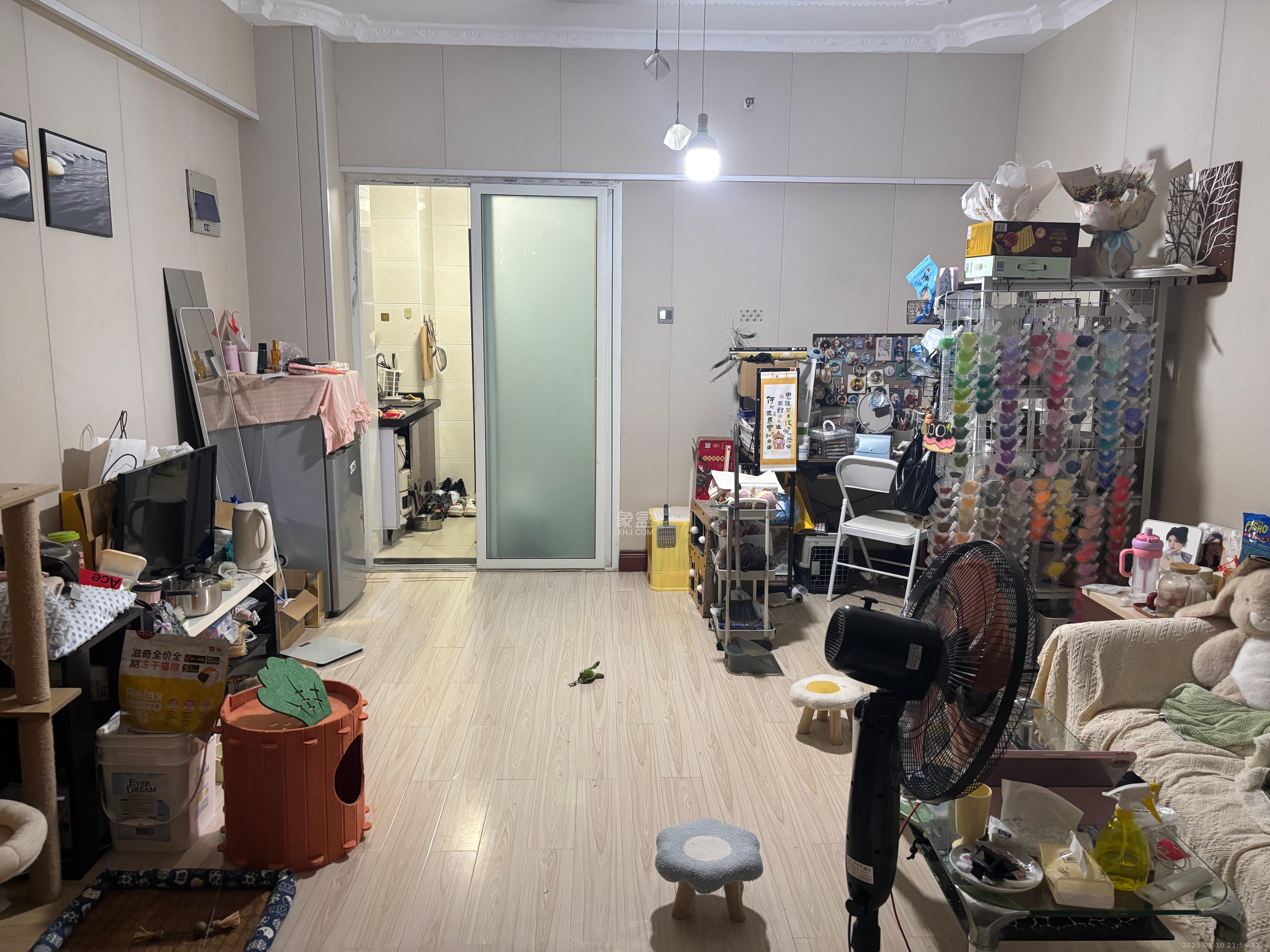 世纪桃花苑  1室1厅1卫    1200.0元/月 世纪桃花苑  1室1厅1卫    1200.0元/月室内图