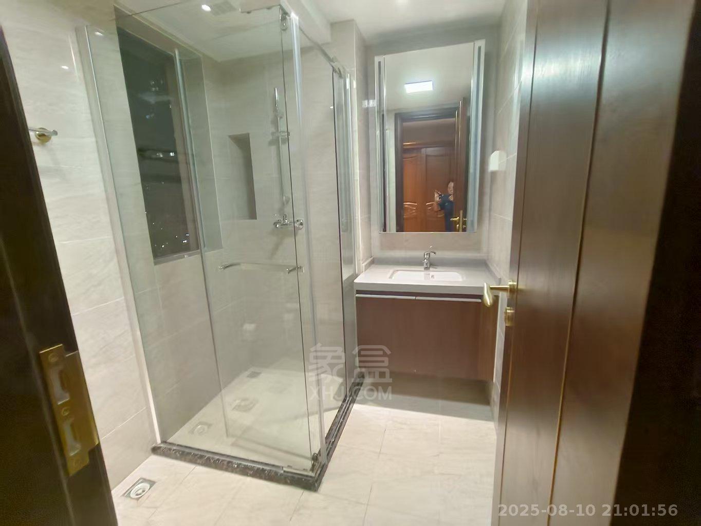 株洲恒大悦珑台 4室2厅2卫 2000.0元/月 株洲恒大悦珑台 4室2厅2卫 2000.0元/月室内图