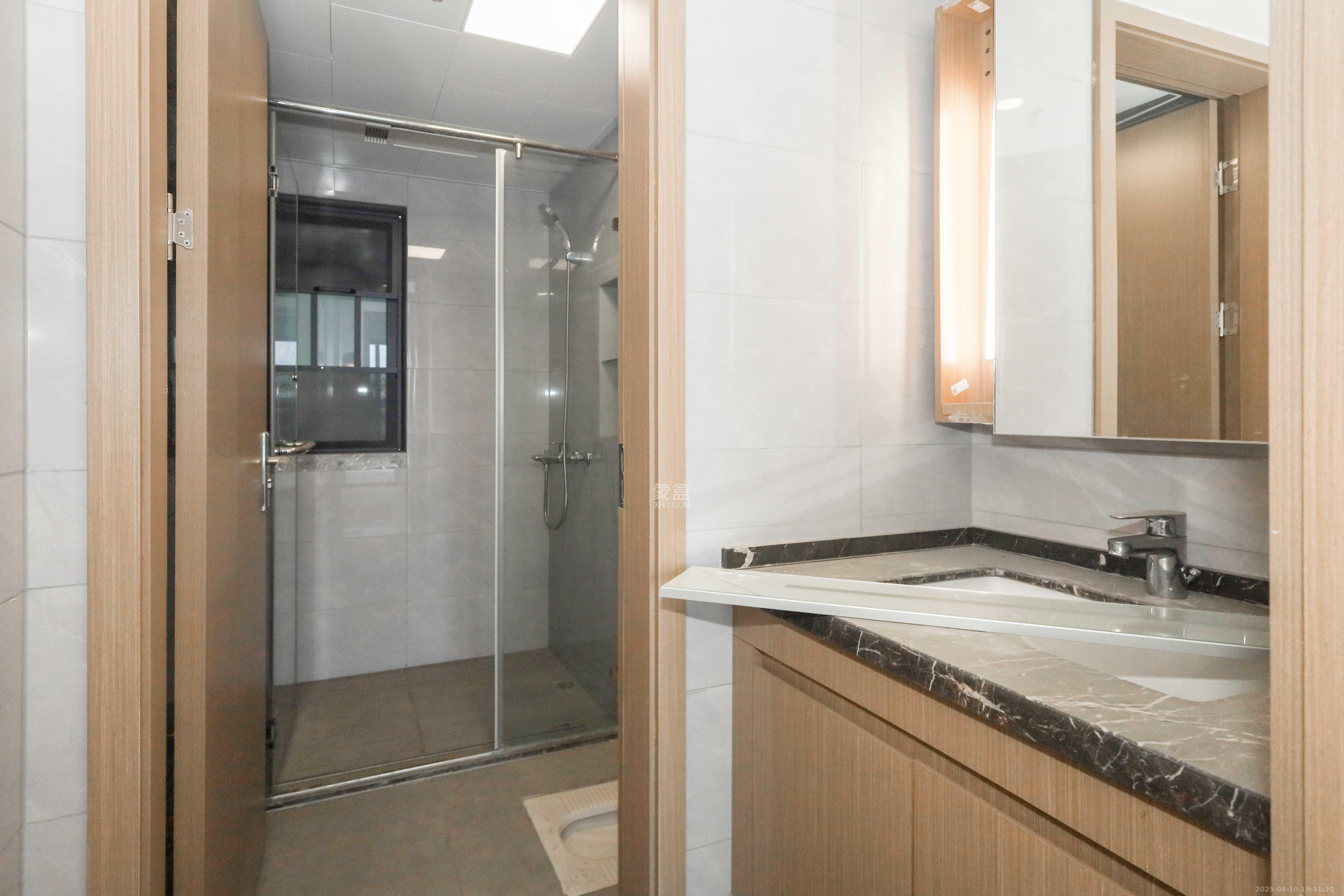 中国铁建湘语梅溪 0室0厅0卫 126.0万 中国铁建湘语梅溪 0室0厅0卫 126.0万卫生间