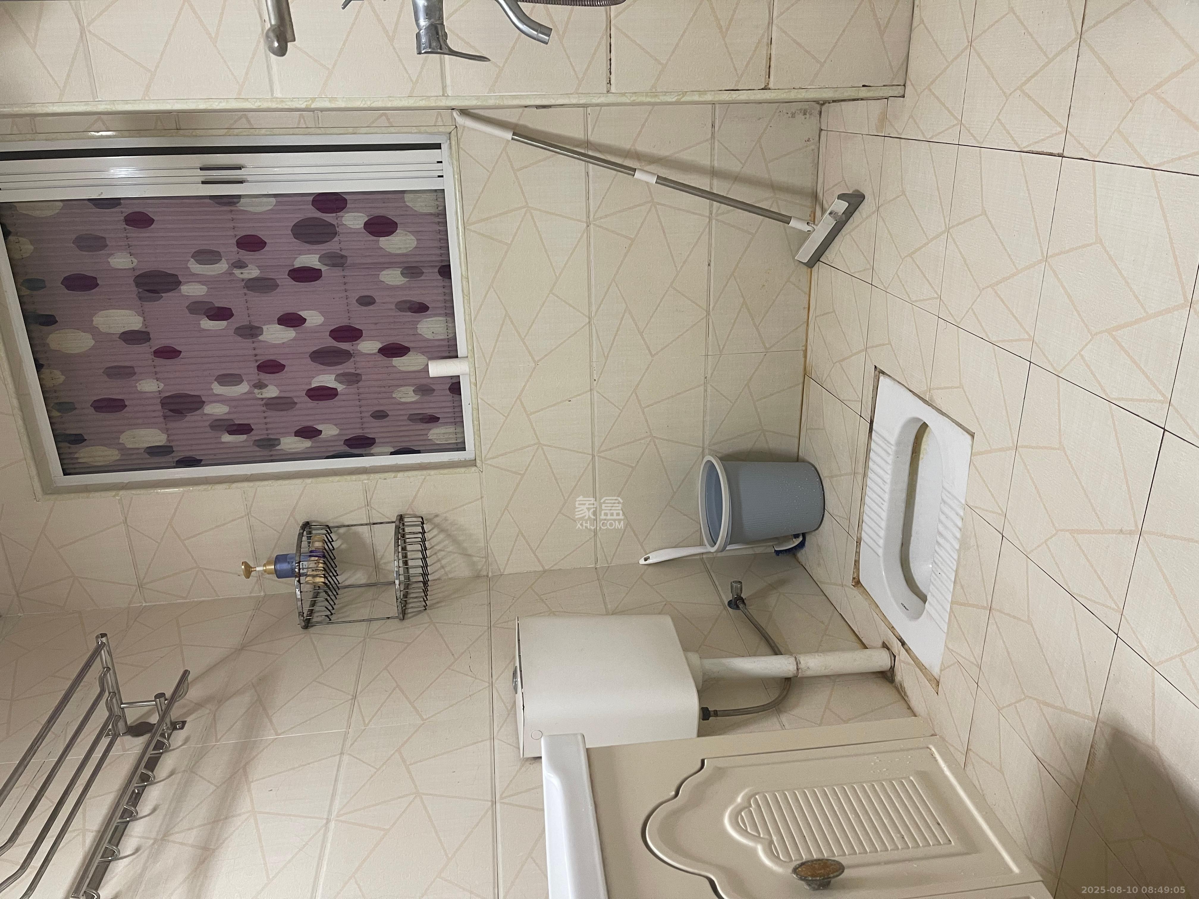 嘉顺苑 3室1厅1卫 2300.0元/月 嘉顺苑 3室1厅1卫 2300.0元/月室内图