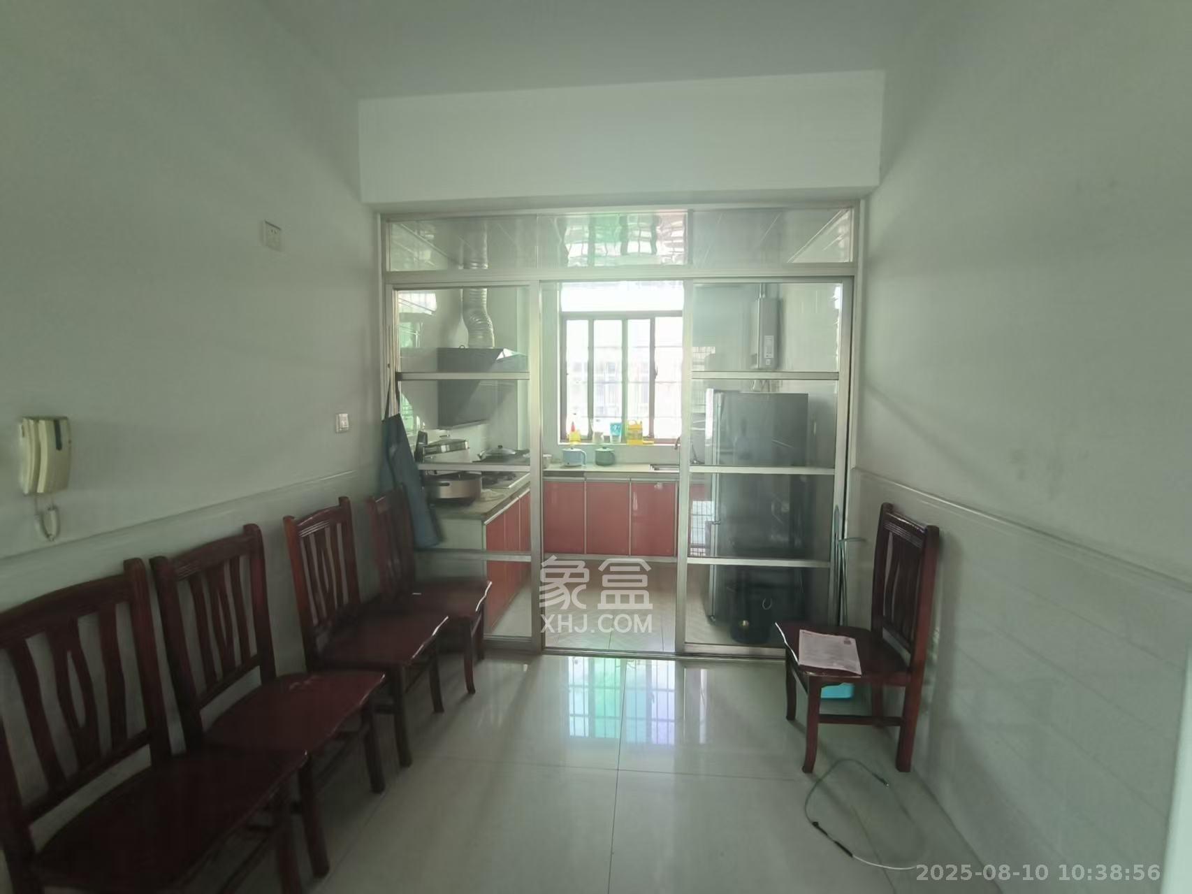 兴联创新小区  2室2厅1卫    1100.0元/月 兴联创新小区  2室2厅1卫    1100.0元/月室内图