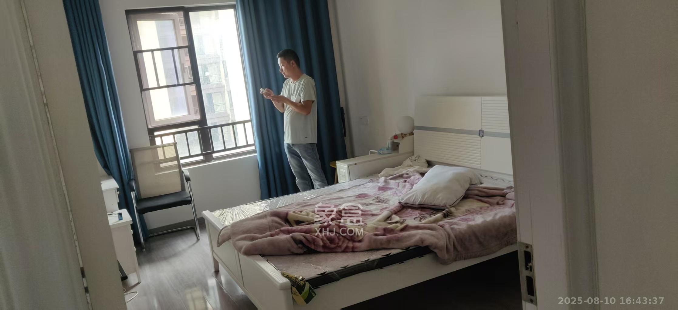 龙湖璟宸原著(龙湖紫宸) 3室2厅1卫 1800.0元/月 龙湖璟宸原著(龙湖紫宸) 3室2厅1卫 1800.0元/月室内图