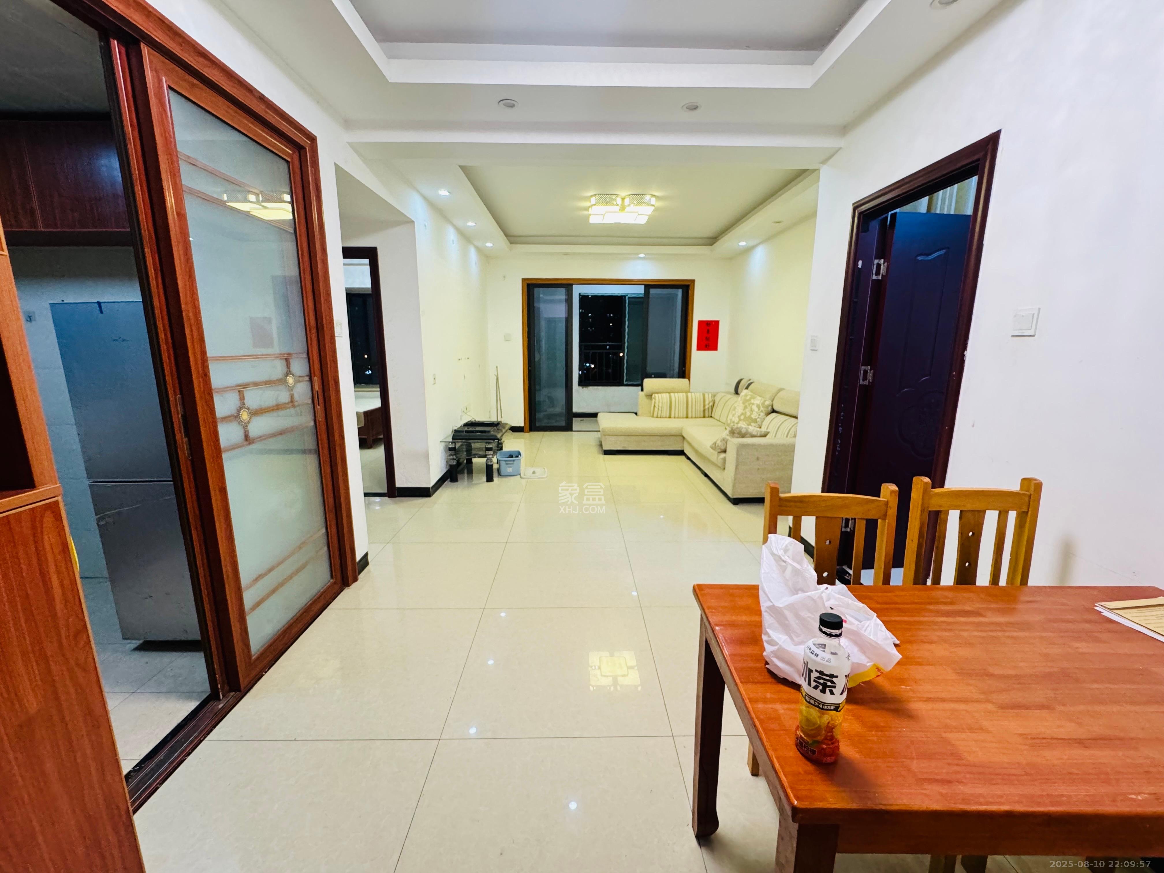 光明E城 2室2厅1卫 2000.0元/月 光明E城 2室2厅1卫 2000.0元/月室内图