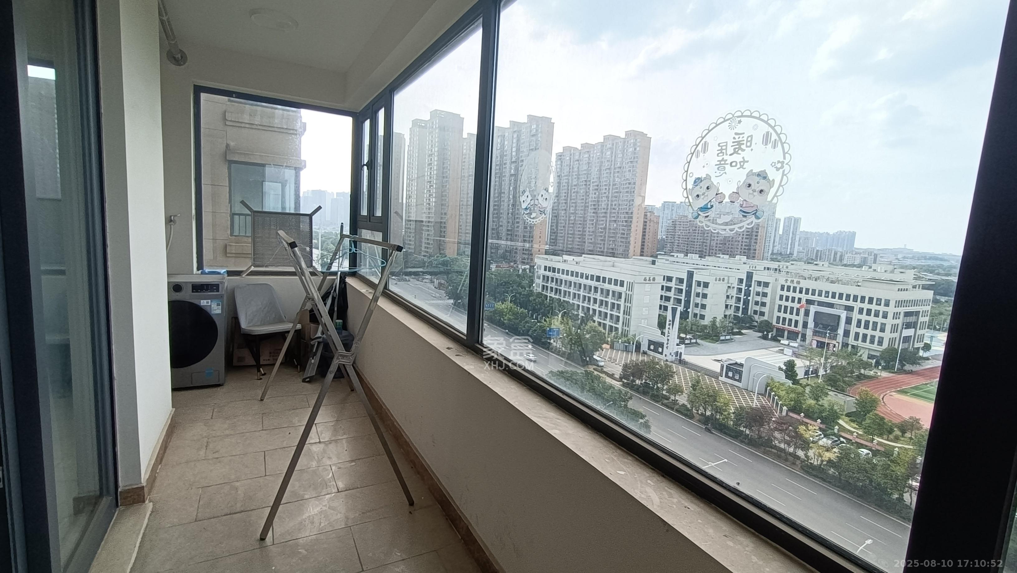 恒大御景半岛  3室2厅1卫   1700.00元/月室内图