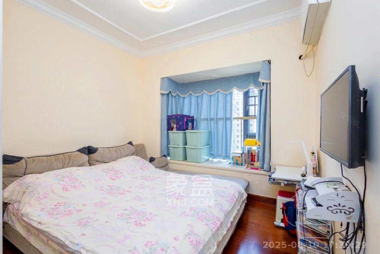 恒大翡翠华庭 3室2厅2卫 2800.0元/月 恒大翡翠华庭 3室2厅2卫 2800.0元/月室内图