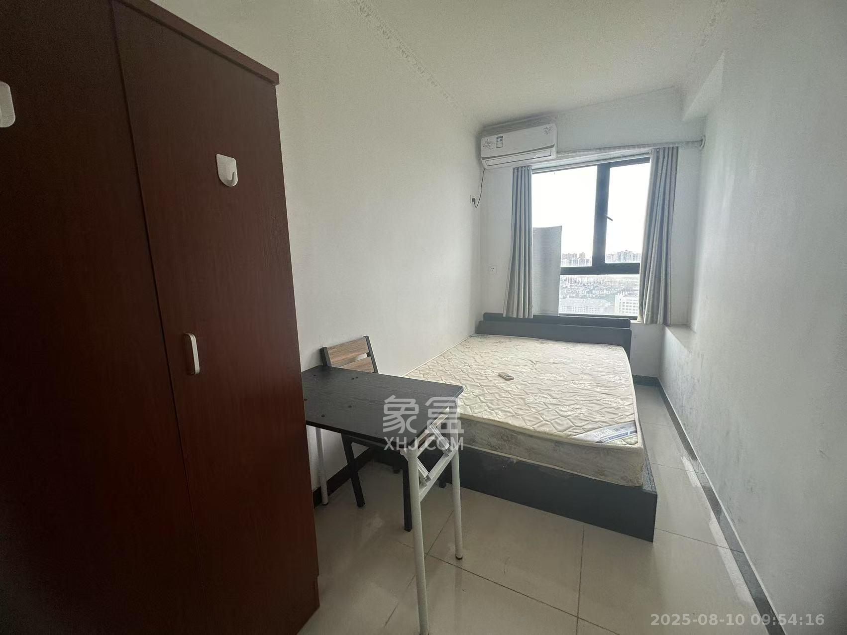 天鸿天府（天鸿中央大院）  2室1厅1卫    1800.0元/月室内图