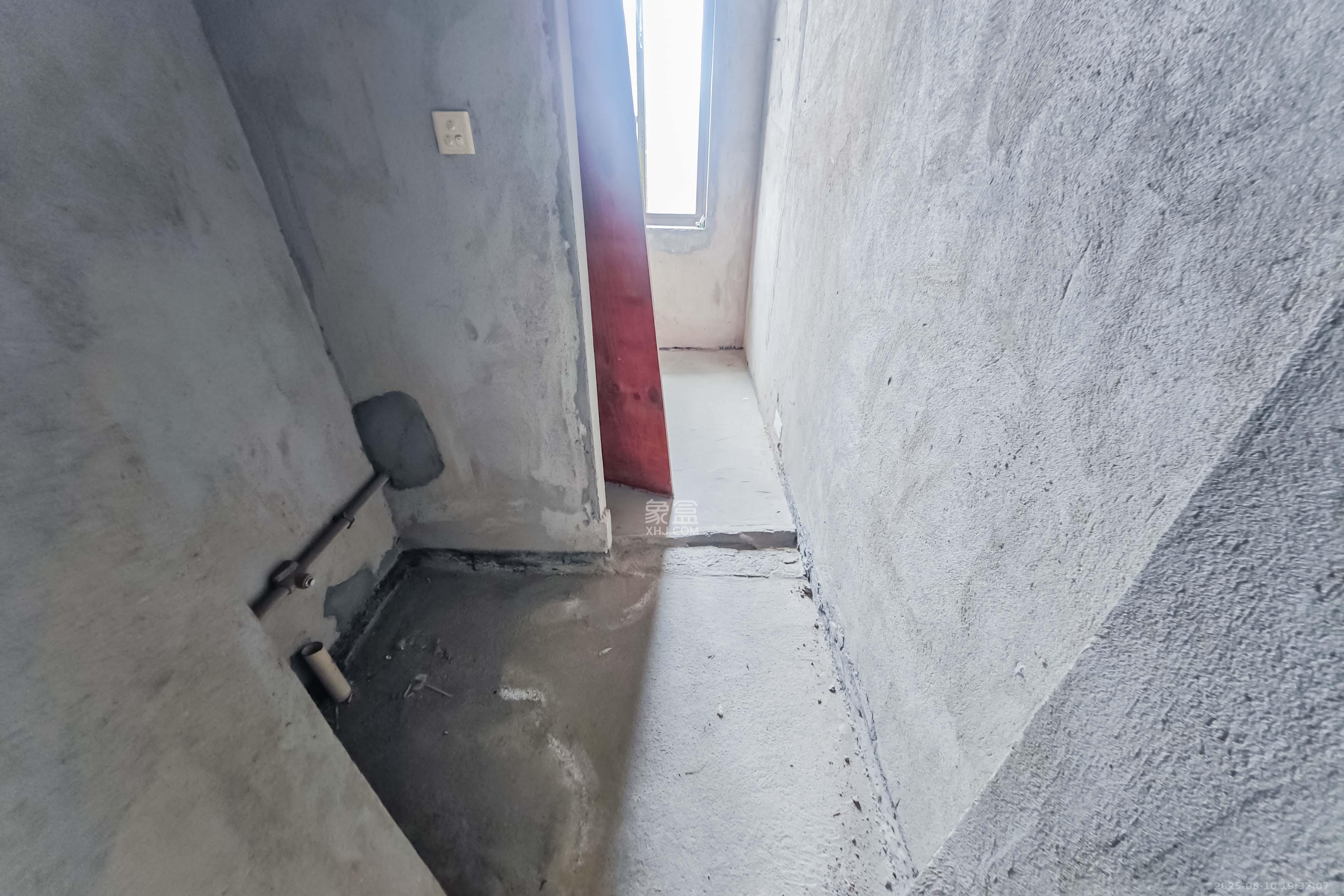 湘核佳苑  3室2厅1卫    66.0万 湘核佳苑  3室2厅1卫    66.0万其他