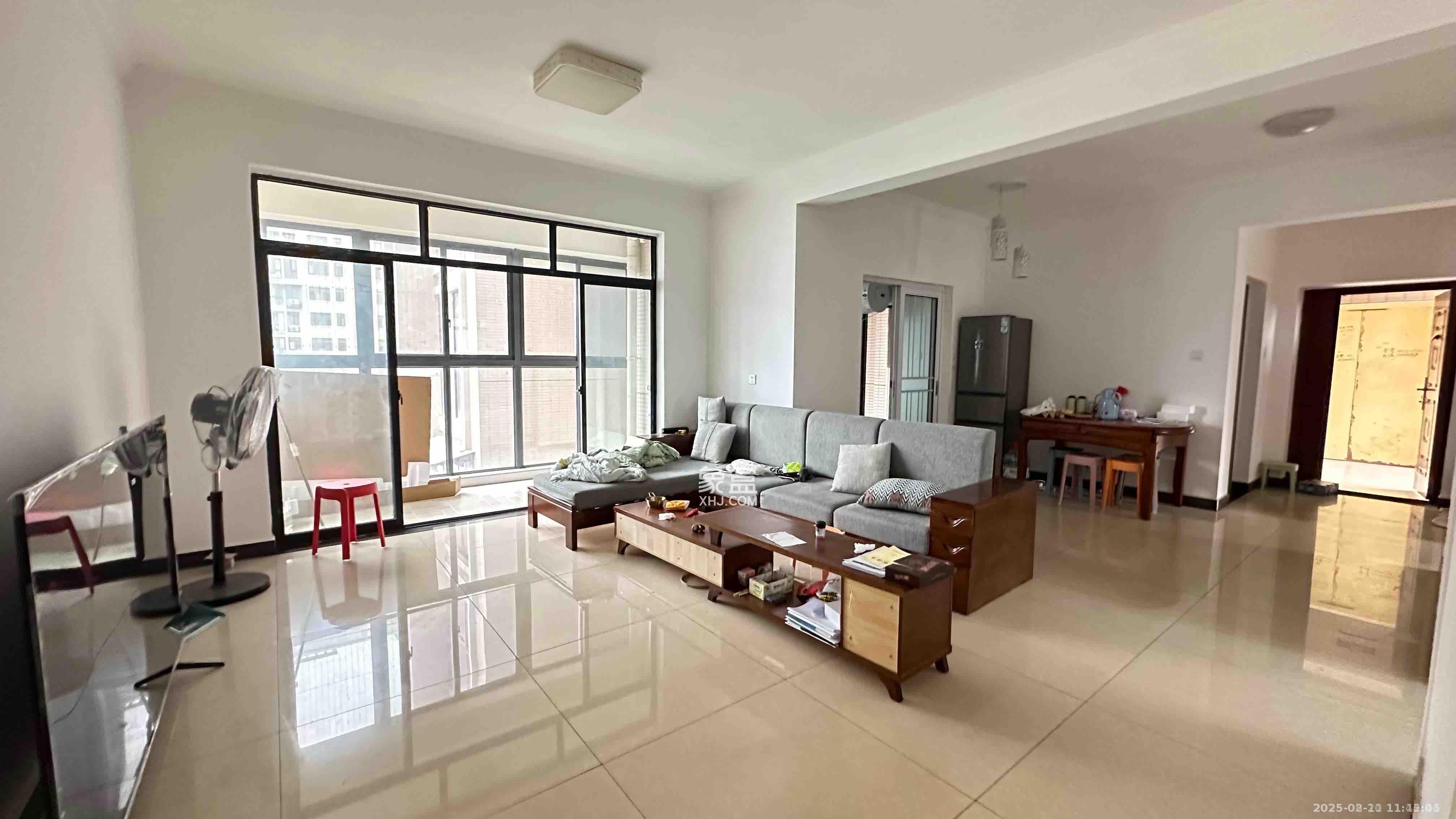 辉煌国际城二期 4室2厅2卫 2800.0元/月 辉煌国际城二期 4室2厅2卫 2800.0元/月室内图