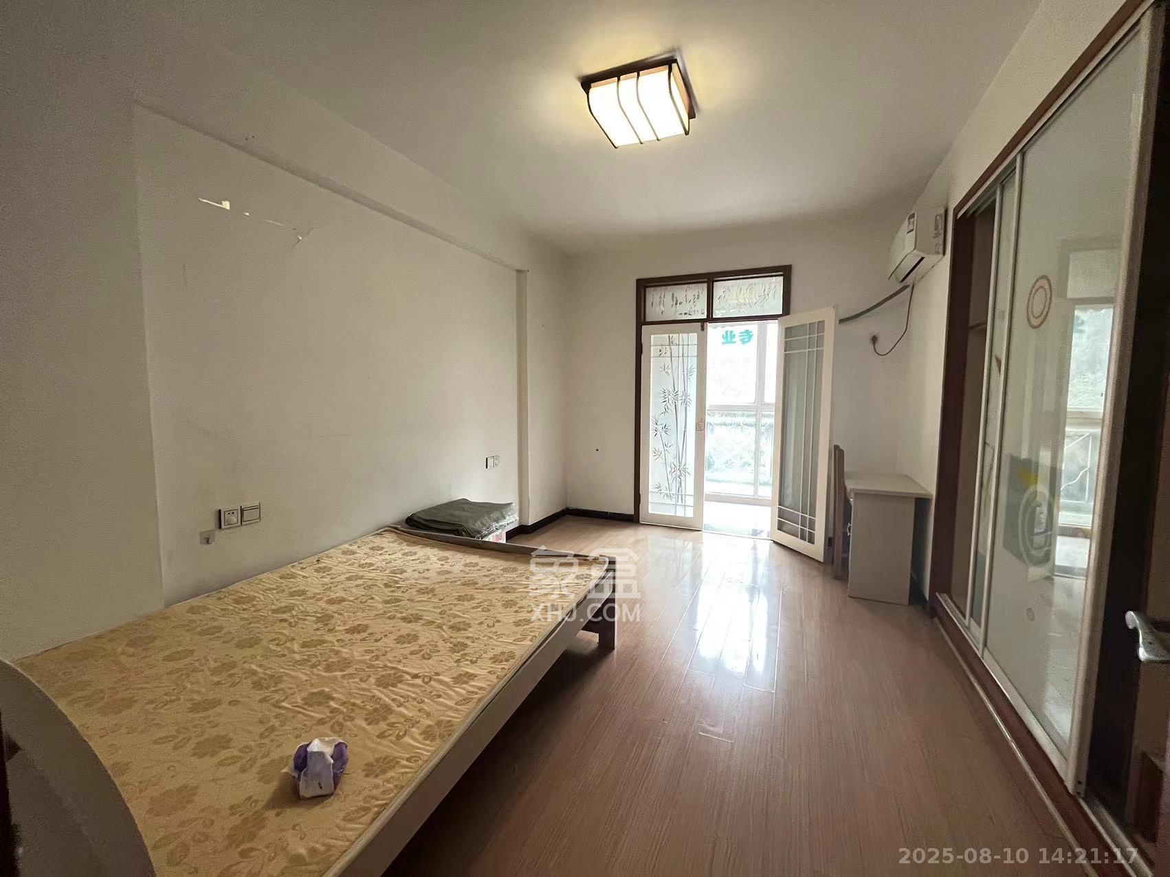 格林星城  3室2厅1卫    2700.0元/月室内图